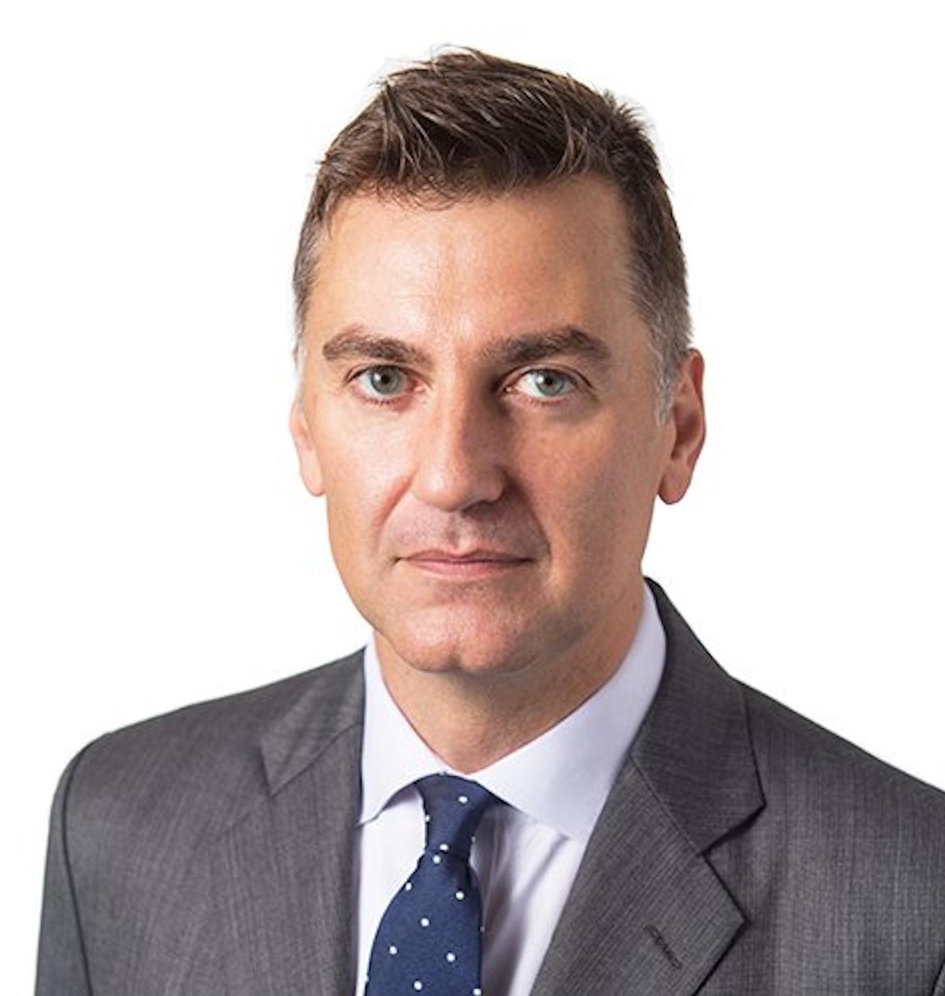 actor Euan Rellie large photo