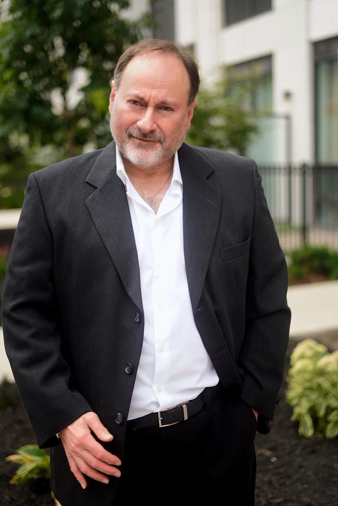 actor Daryl Marks large photo