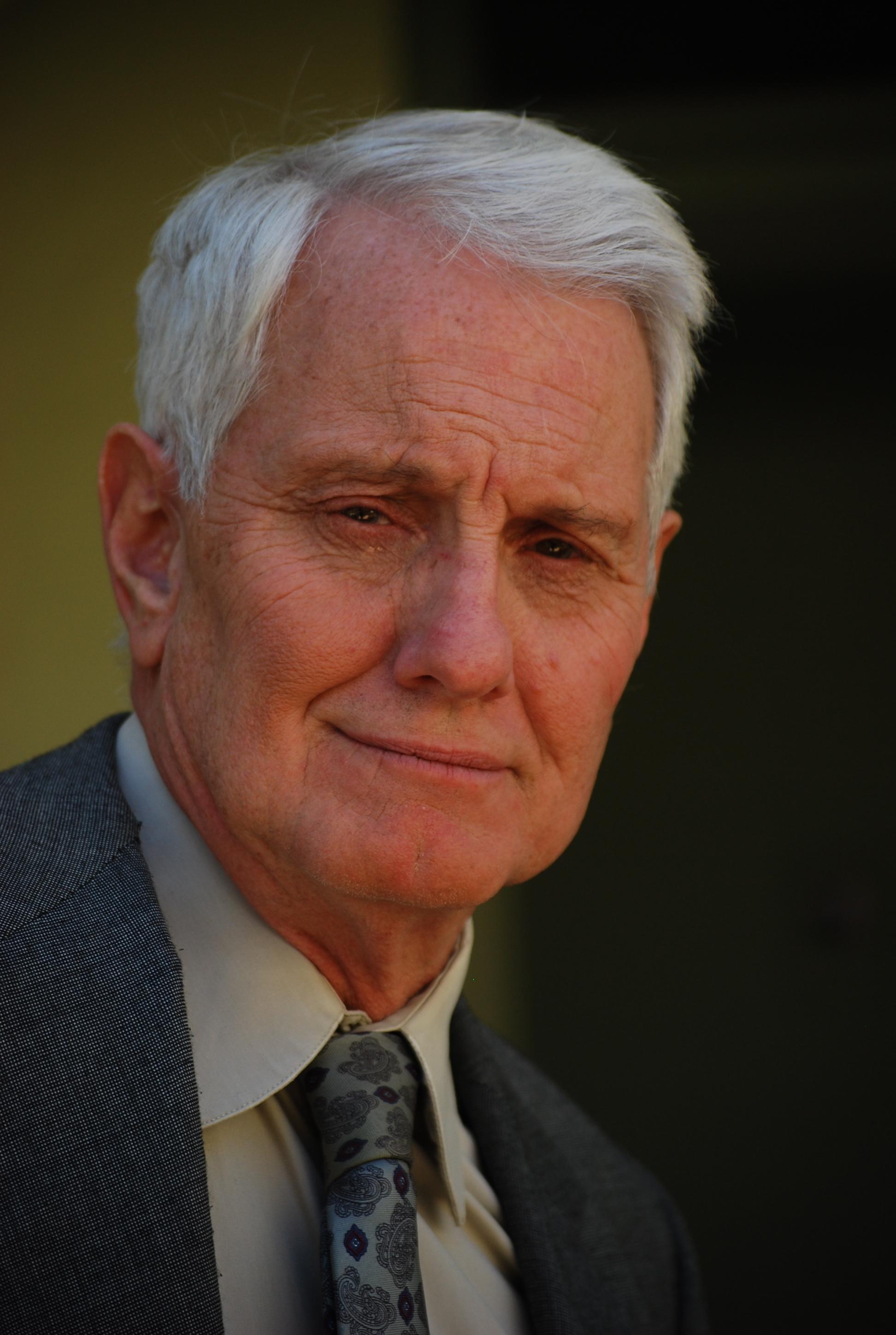 actor Michael David Farrow large photo