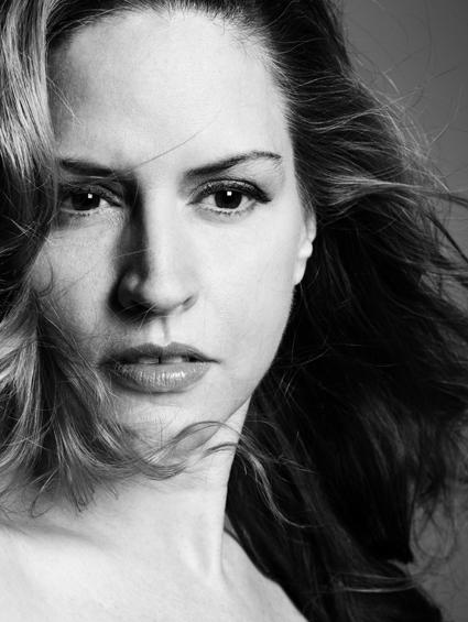 actor Stephanie Slama large photo