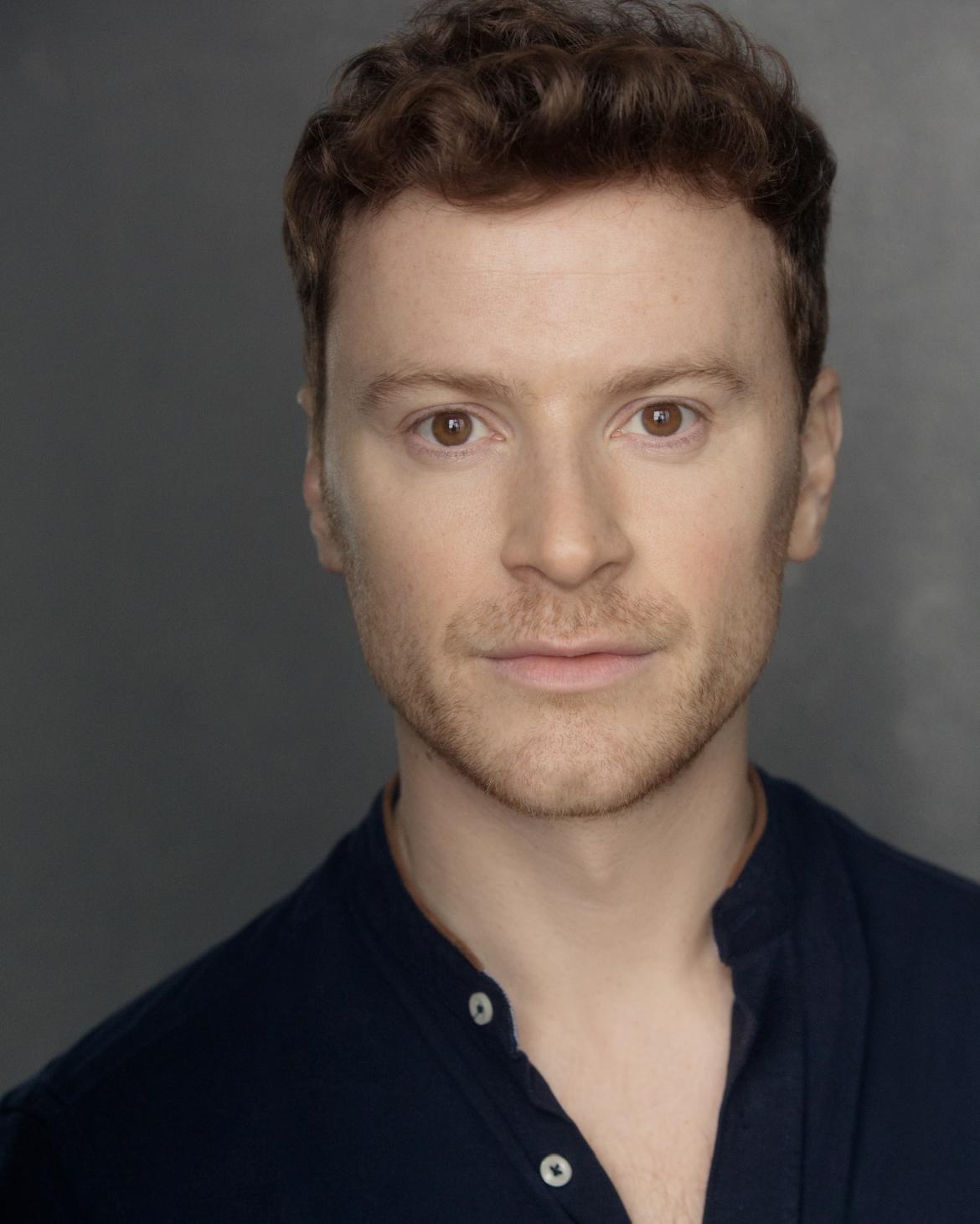 actor Oliver Llewellyn Jenkins large photo