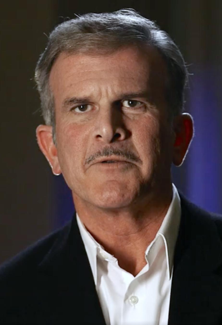 actor Mark Allin large photo