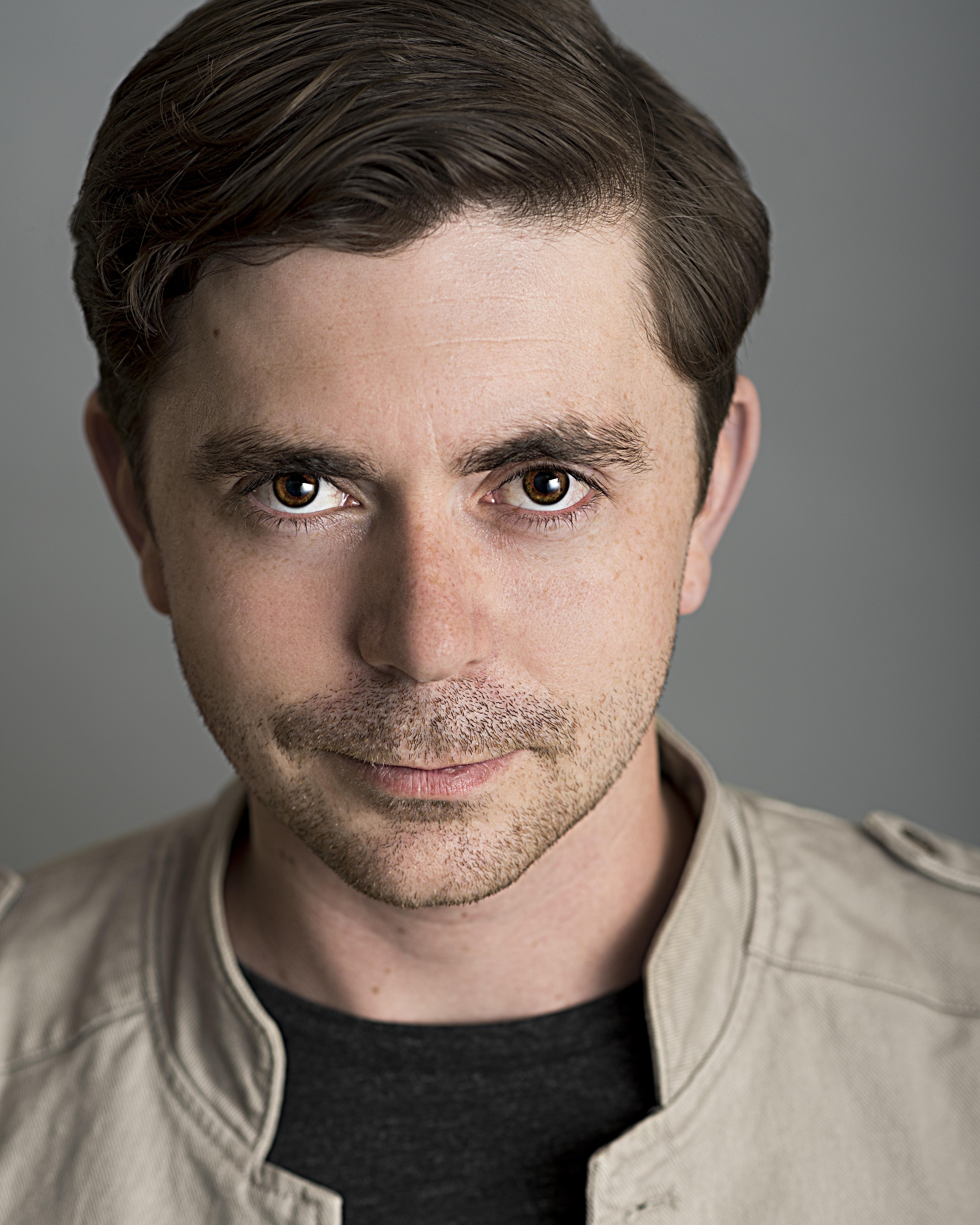 actor Scott K. Leslie large photo