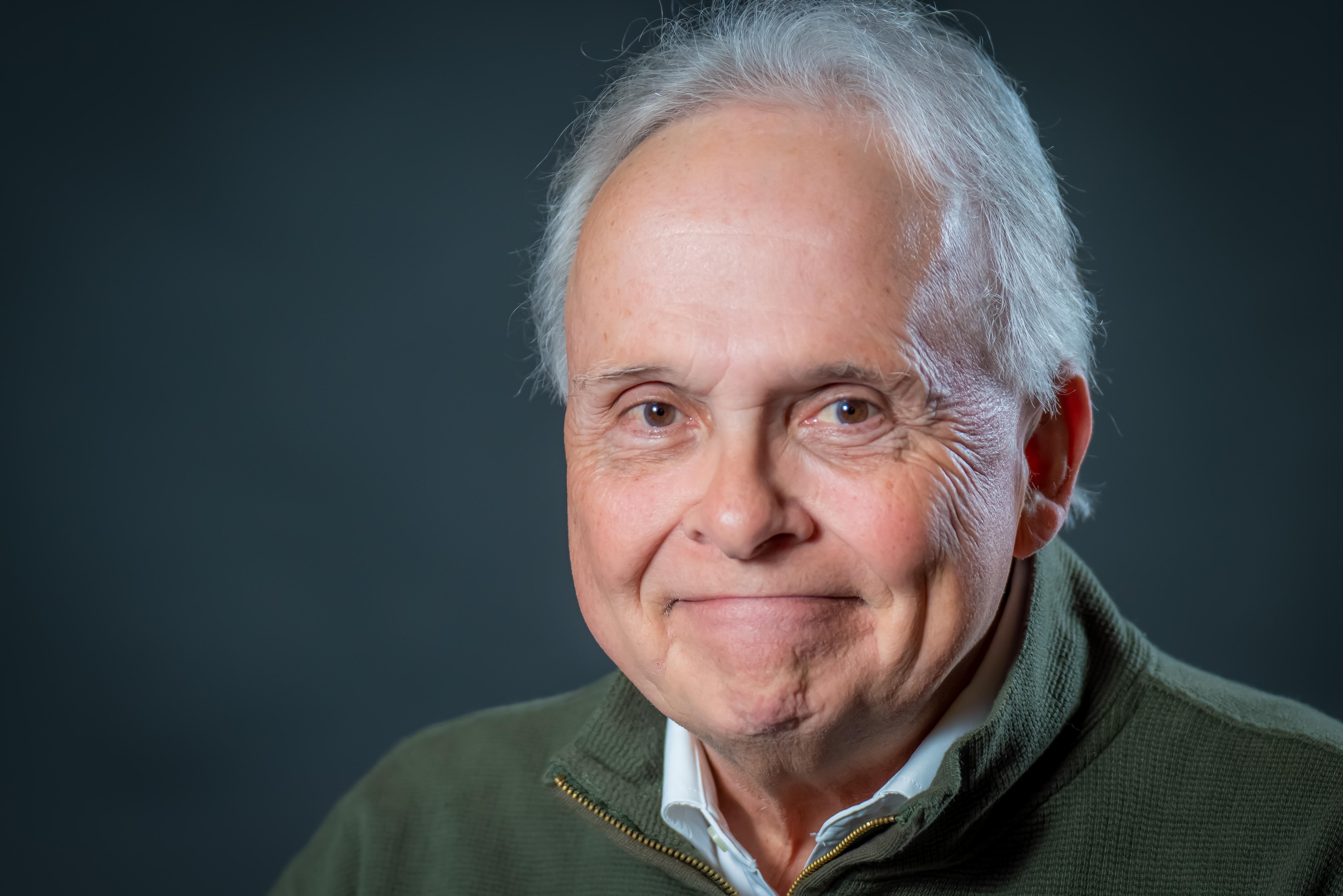 actor David Gaylor large photo