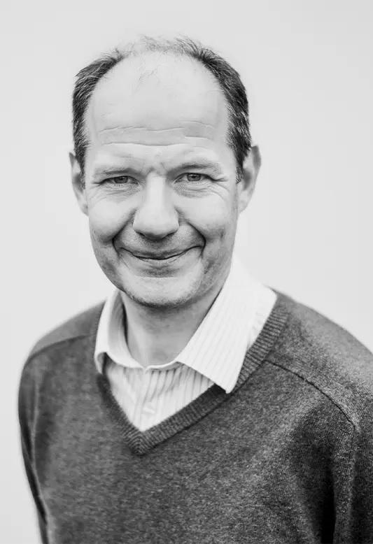 actor Charlie Ireland large photo