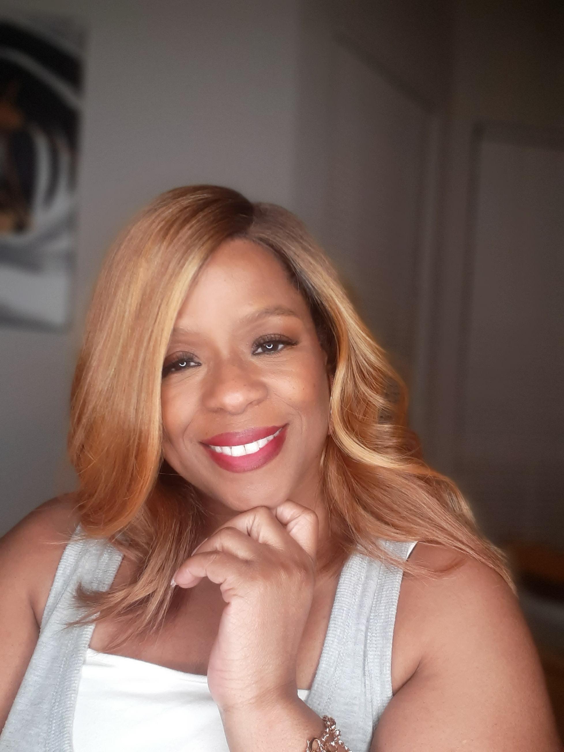 actor Tania Felix large photo