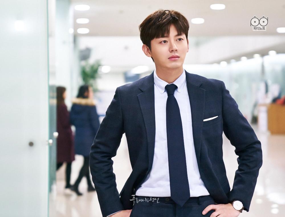 actor Ji-Hoon Lee large photo