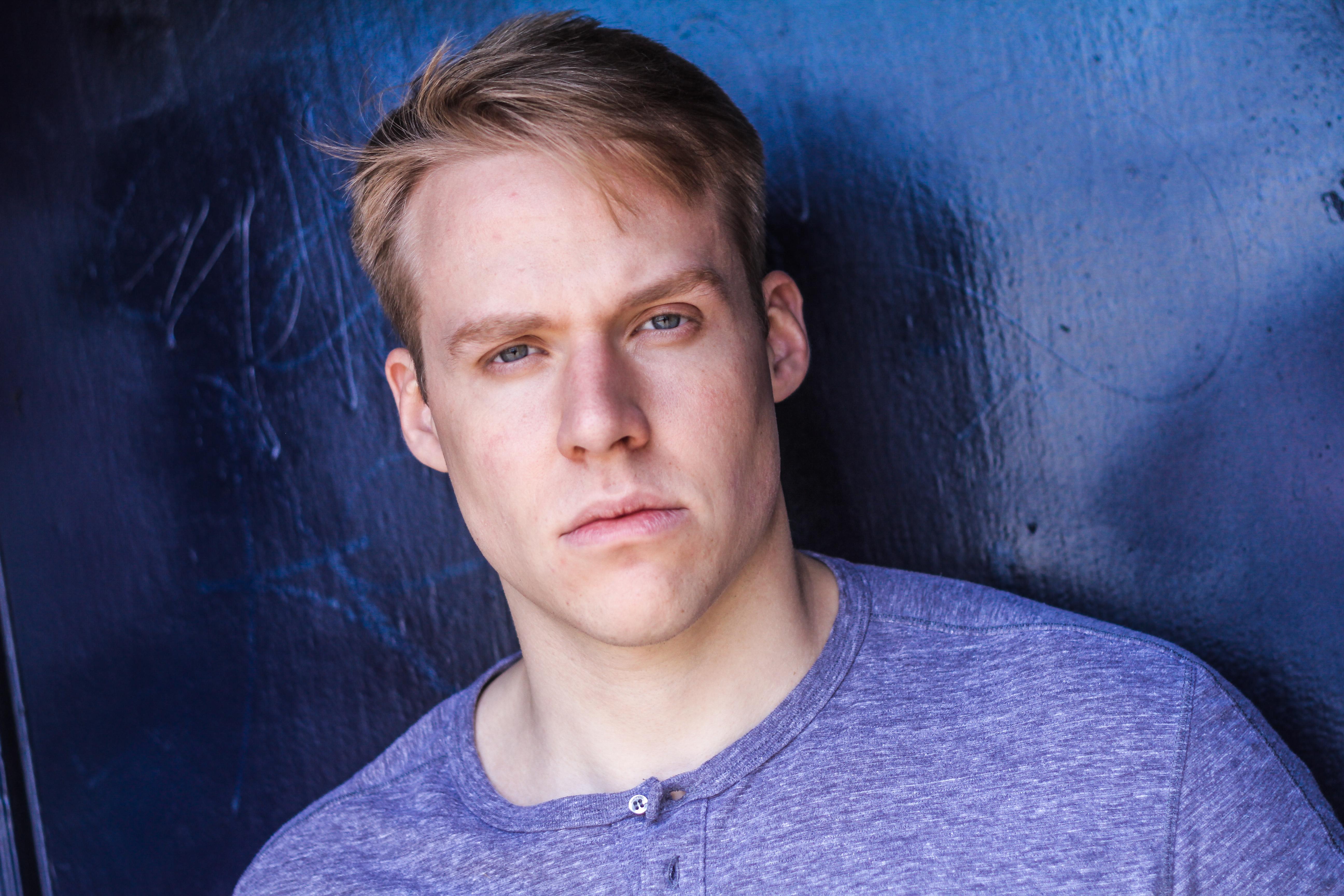 actor Henry Brooke large photo