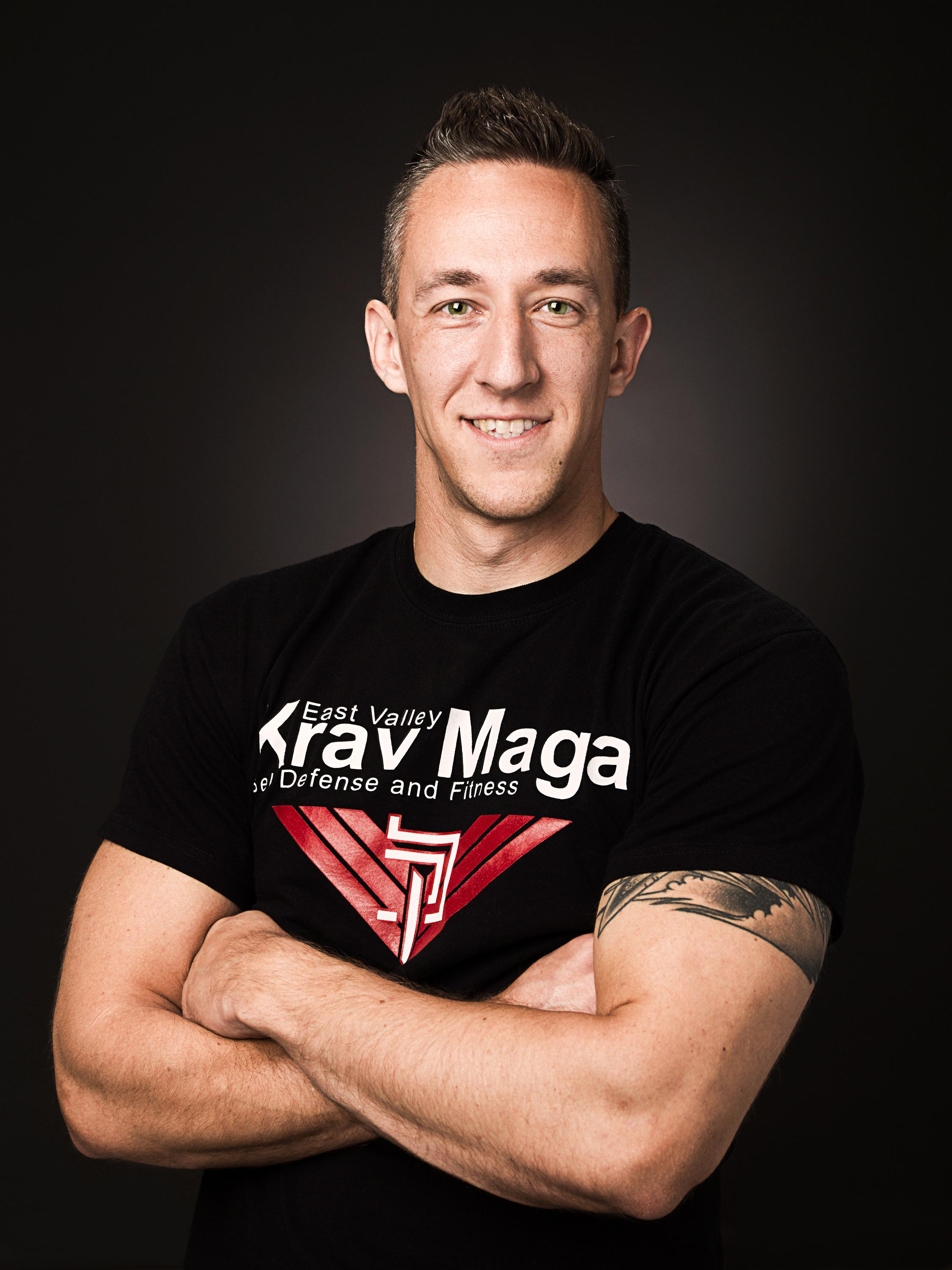 actor Derrek Hofrichter large photo