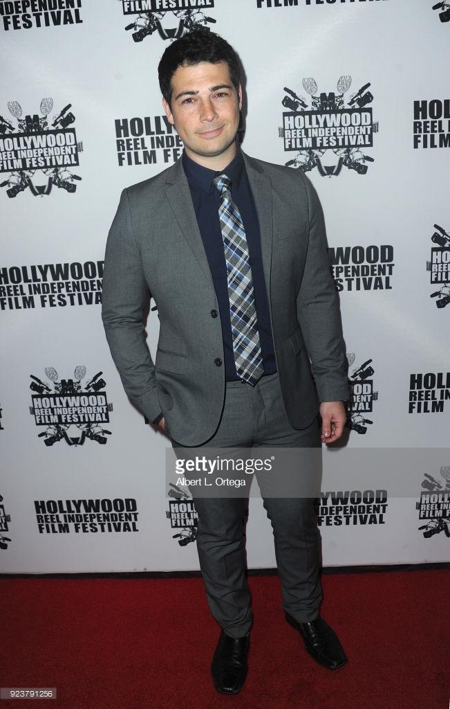 actor Michael Gazin large photo