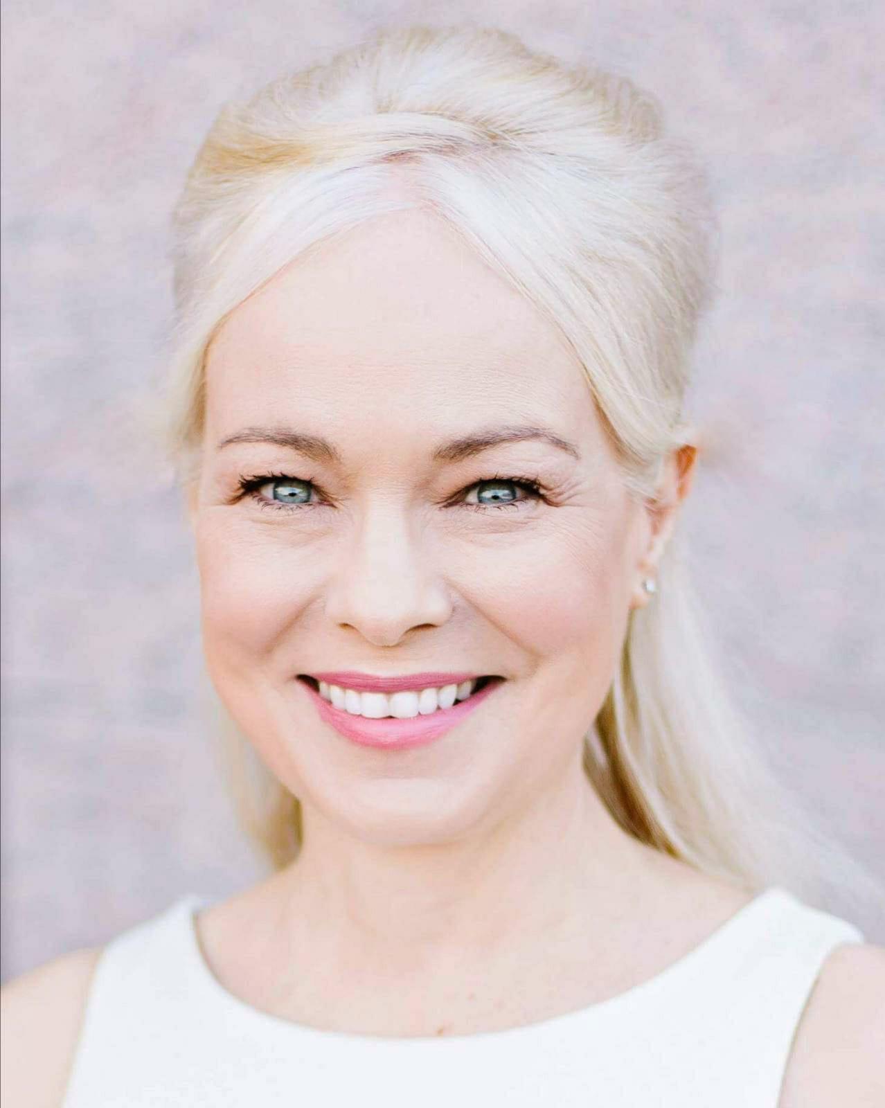 actor Jolanta Mojsej large photo