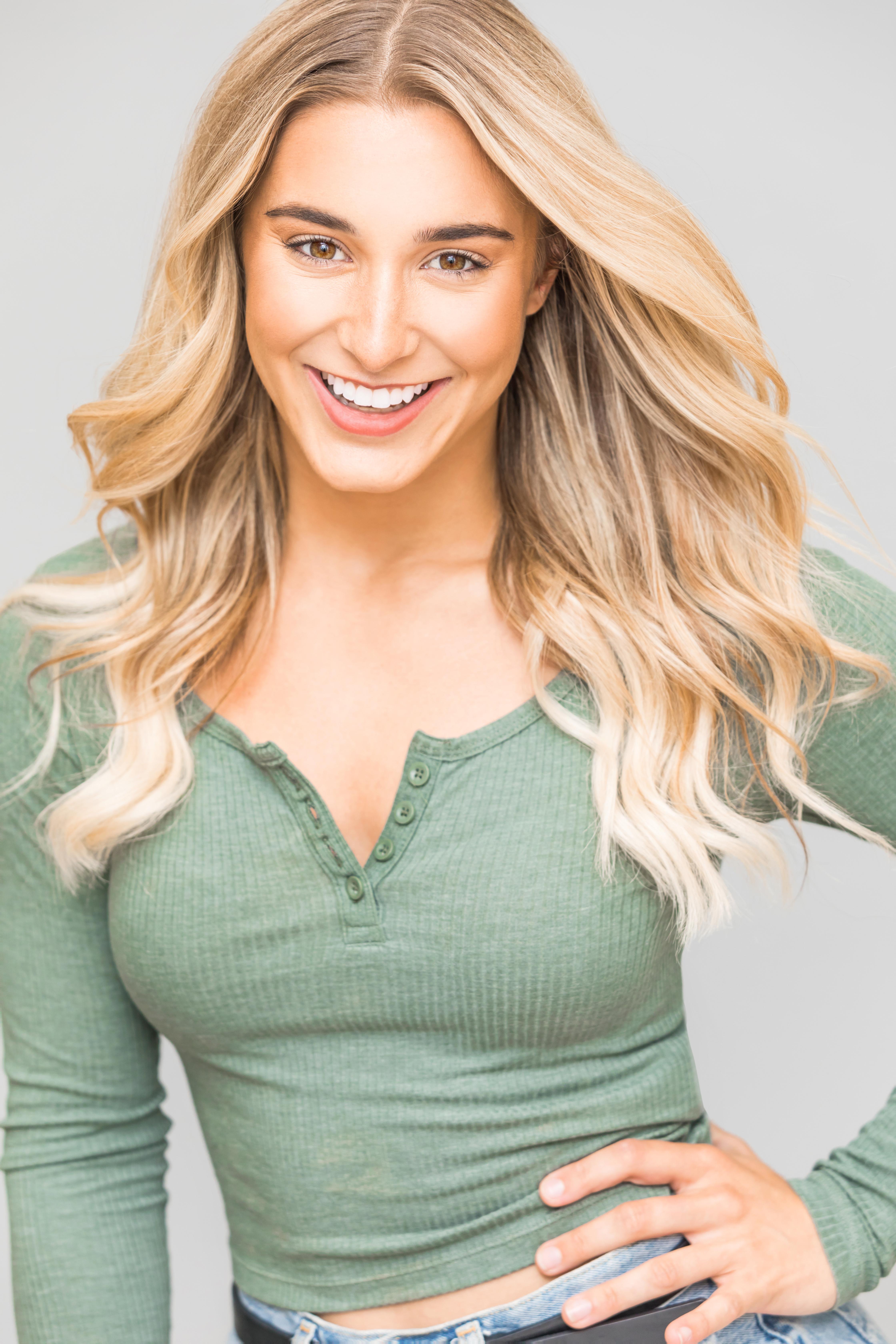 actor Jordan Sessions large photo