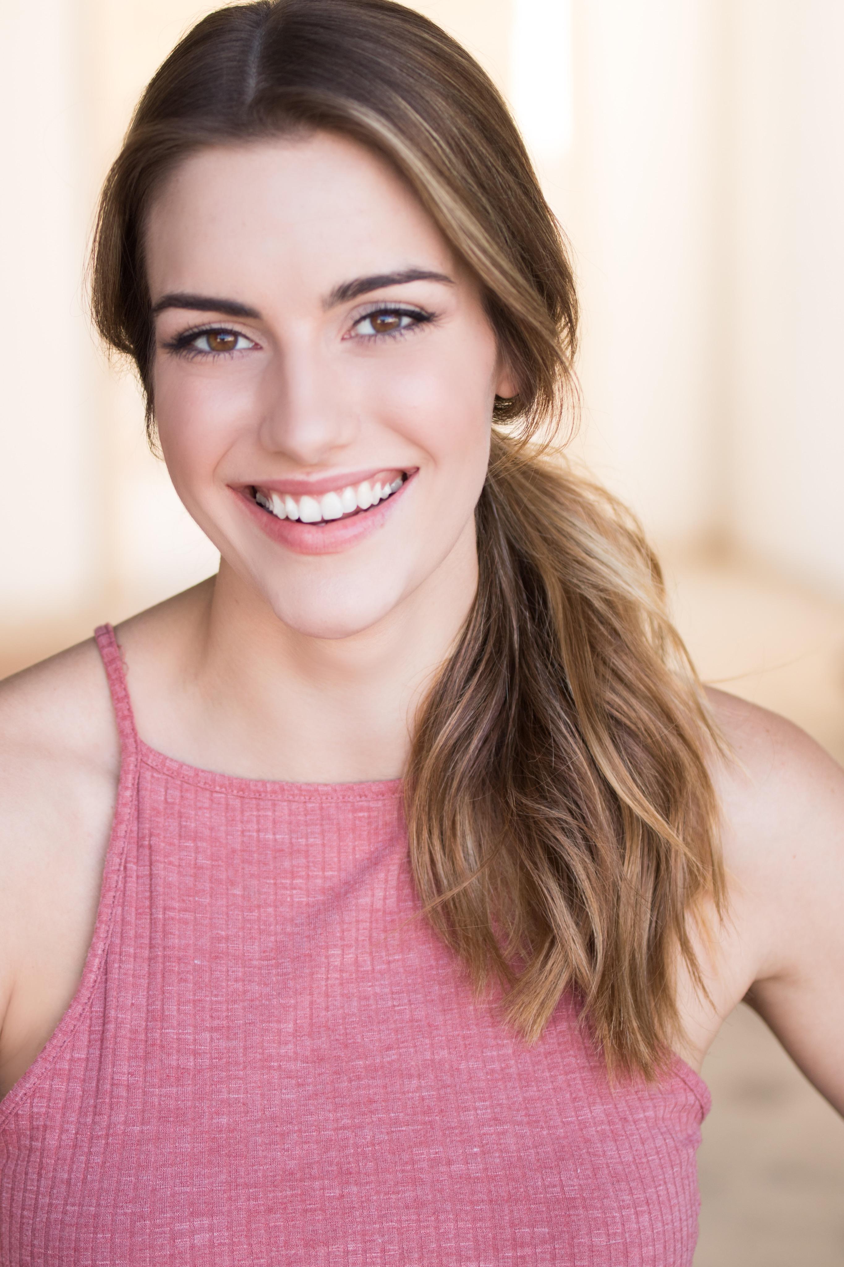 actor Brianna Joy Chomer large photo