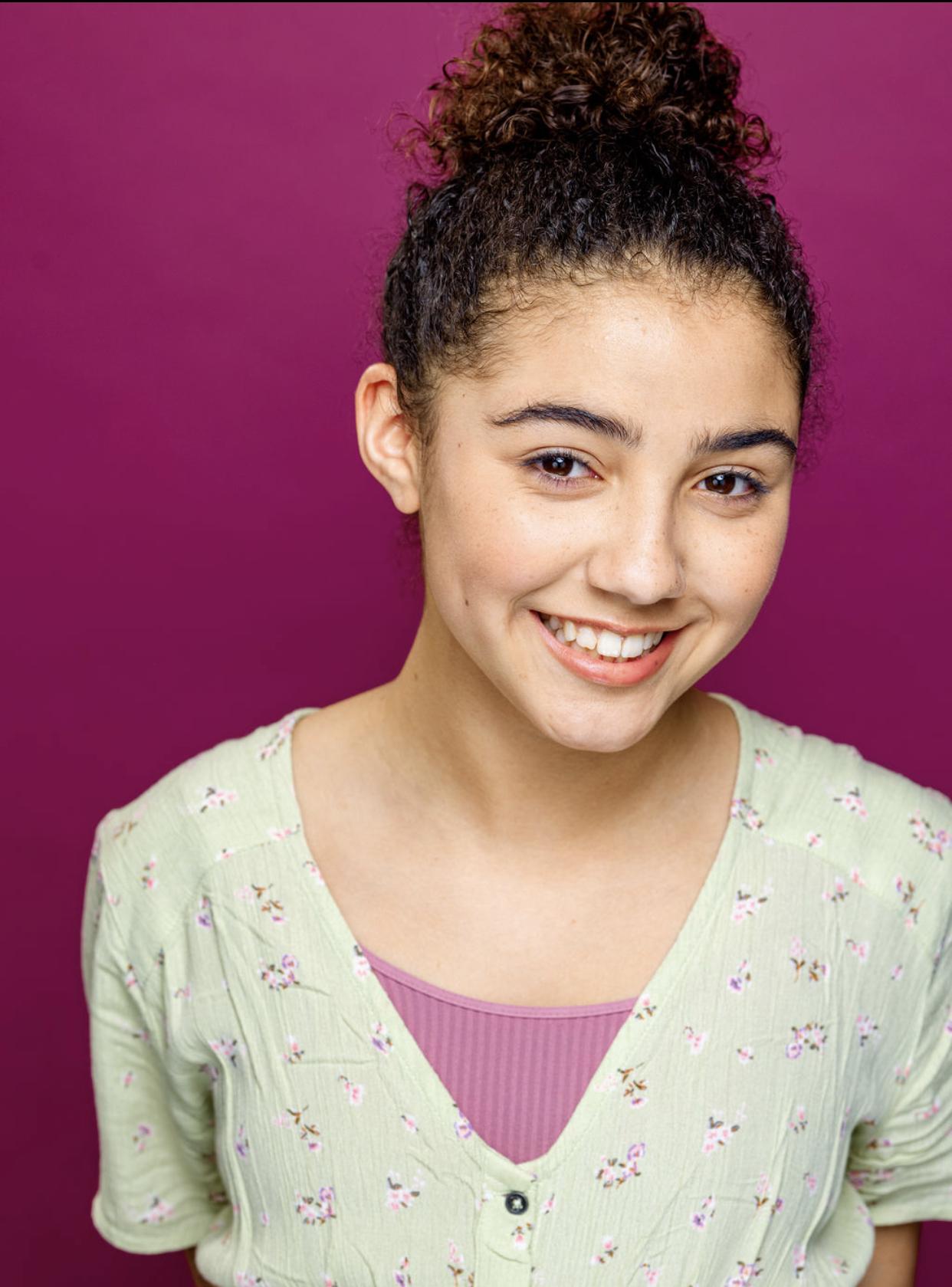 actor Maddie B Adams large photo