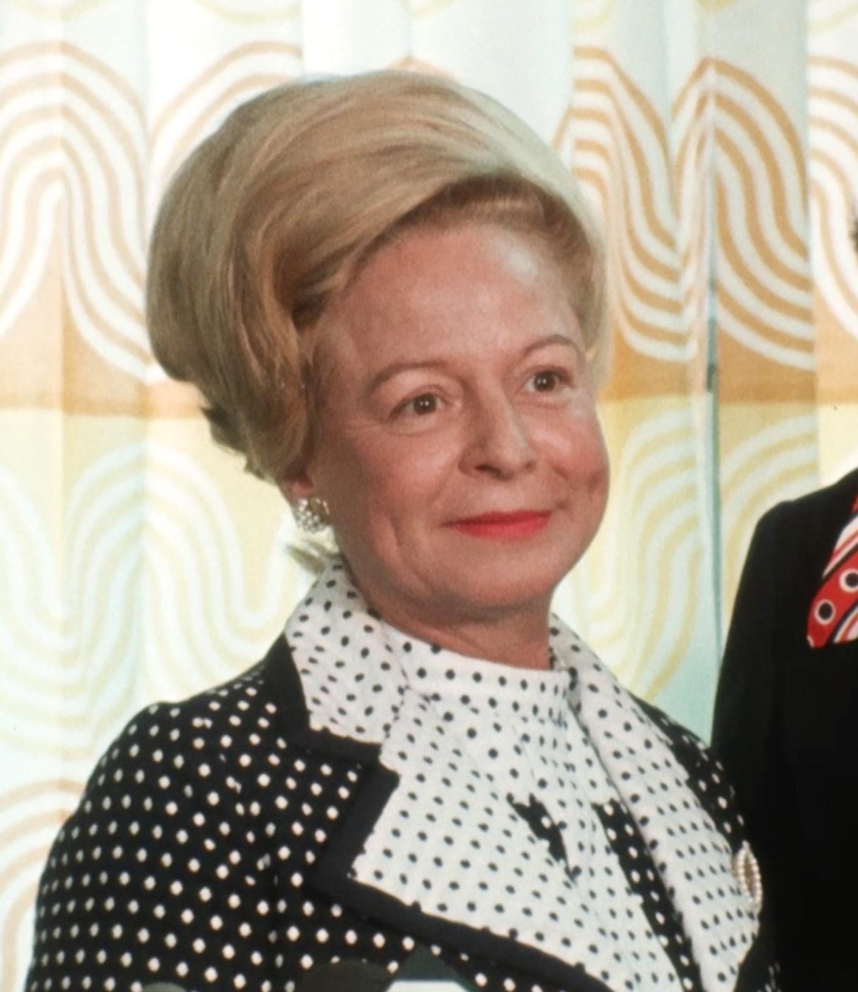 actor Martha Mitchell large photo