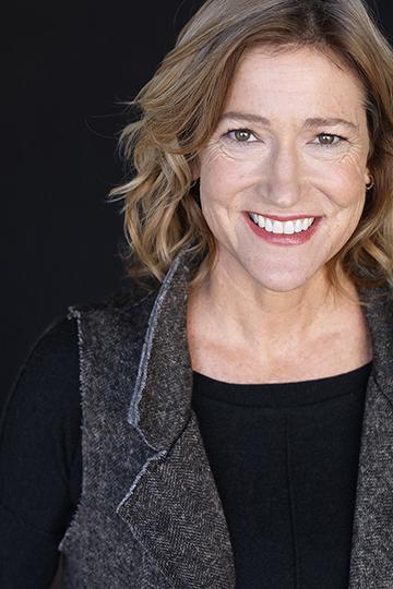 actor Katy Dore large photo