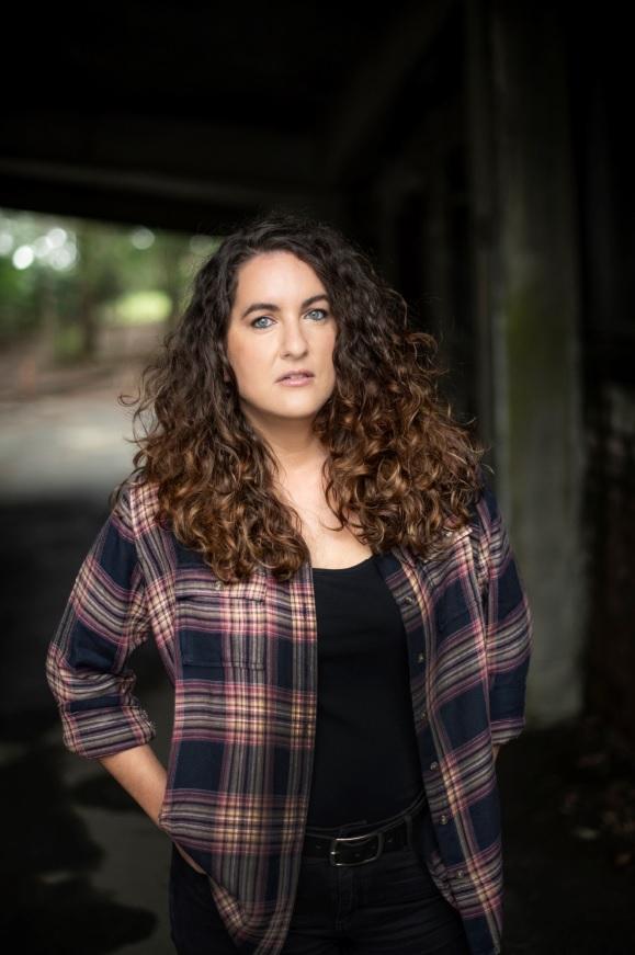 actor Melissa Brattoni large photo