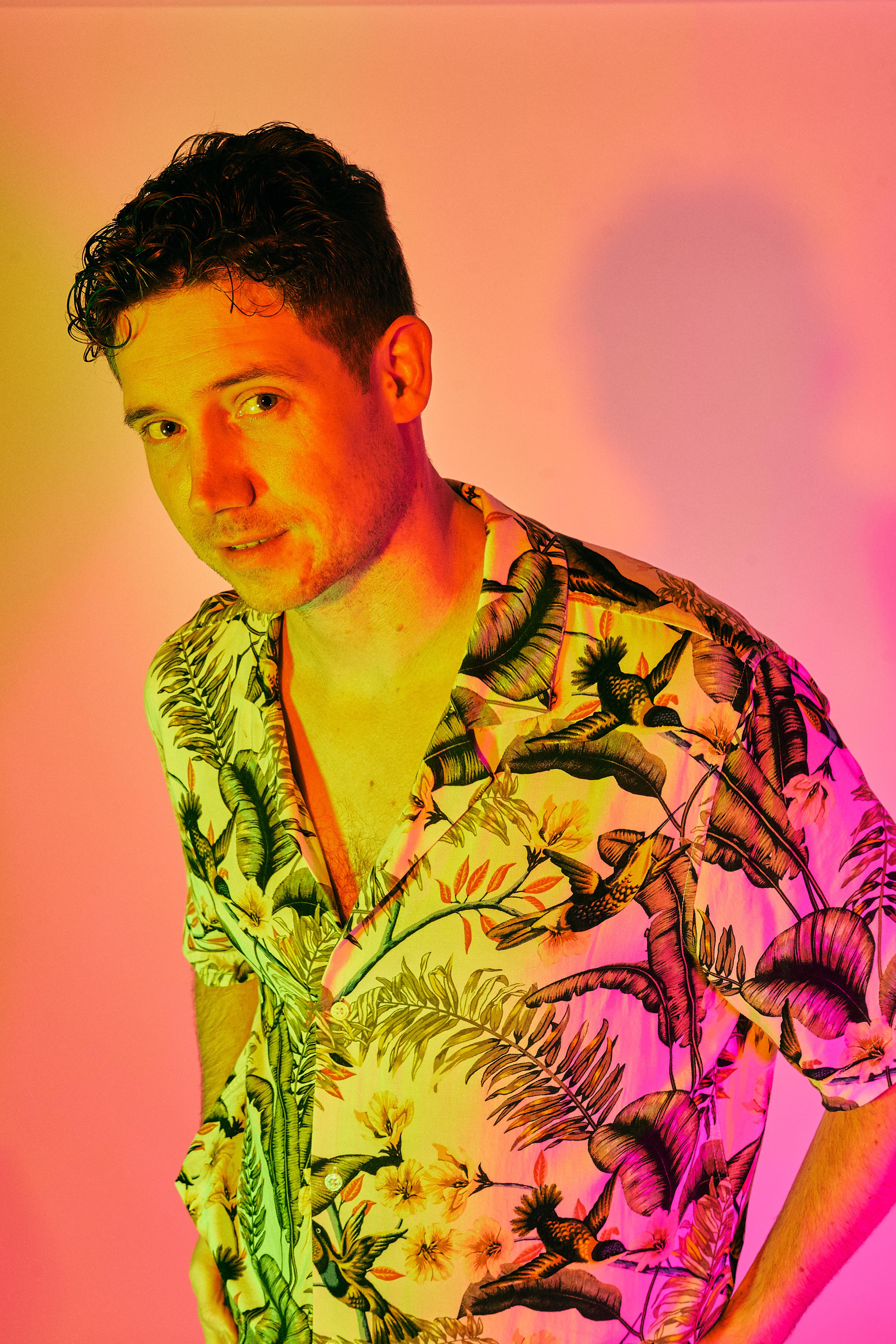 actor Jono Mitchell large photo