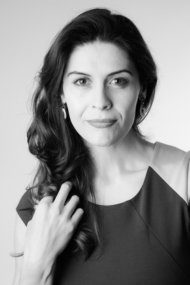 actor Anica Brown large photo