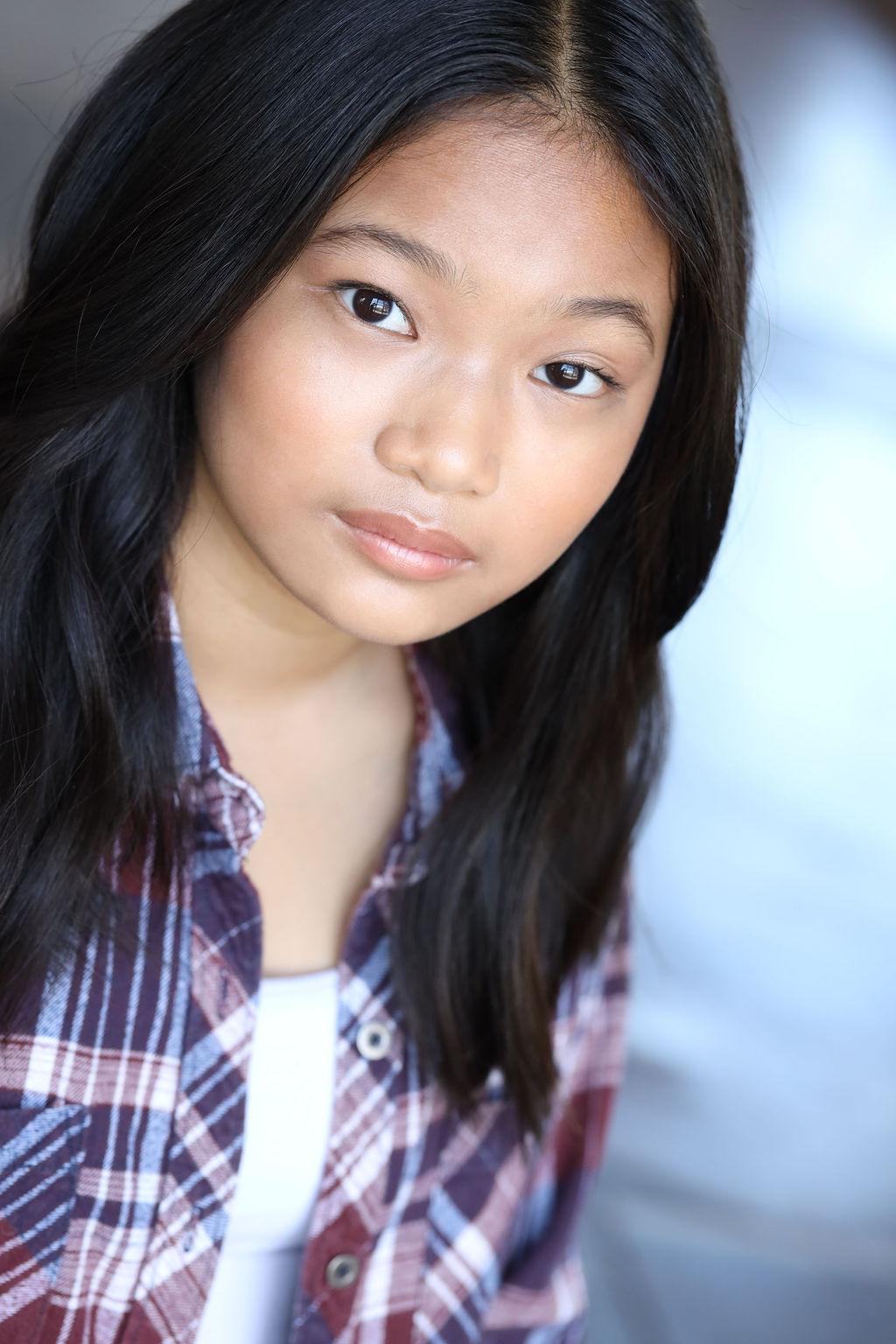 actor Elysia Oliquiano large photo