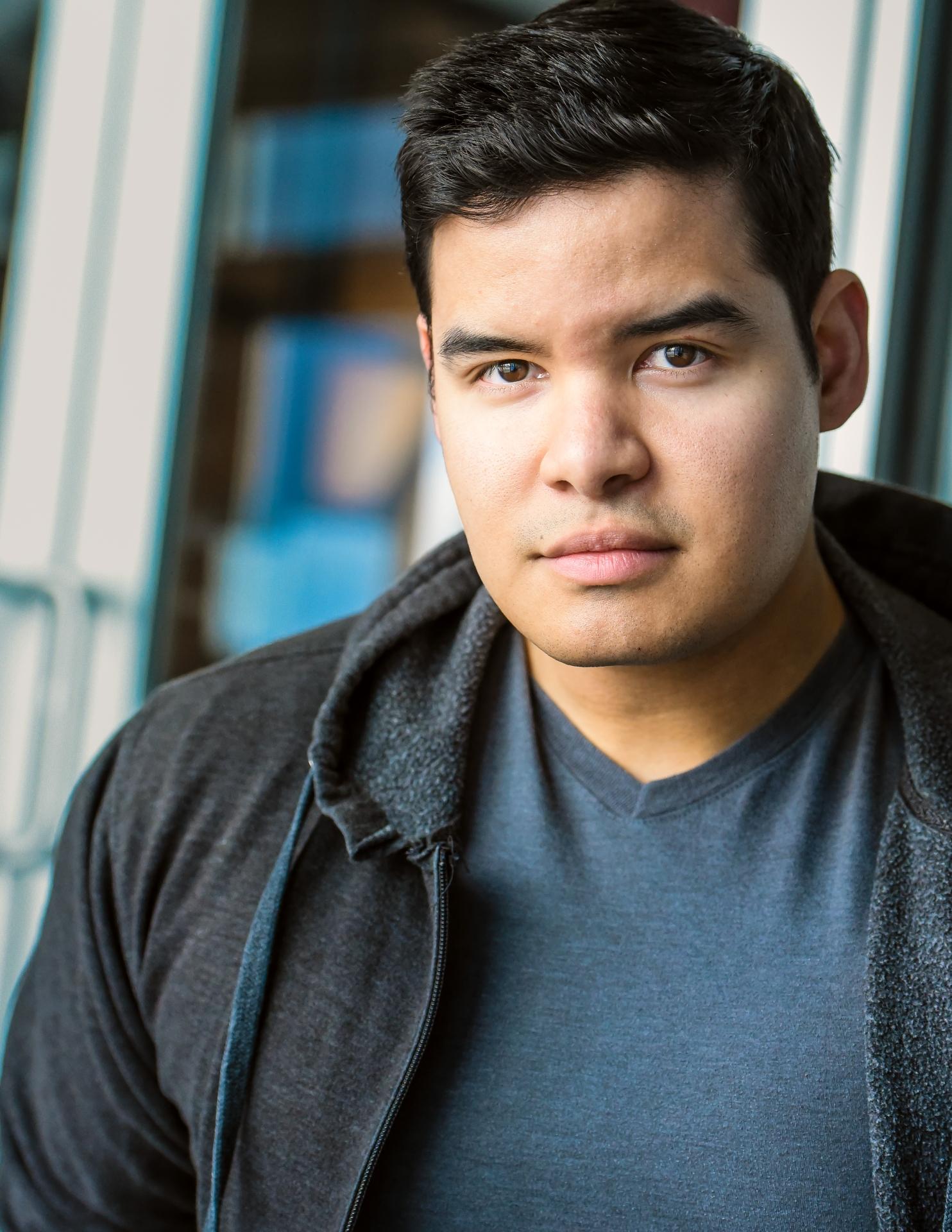 actor Tyler Laracca large photo