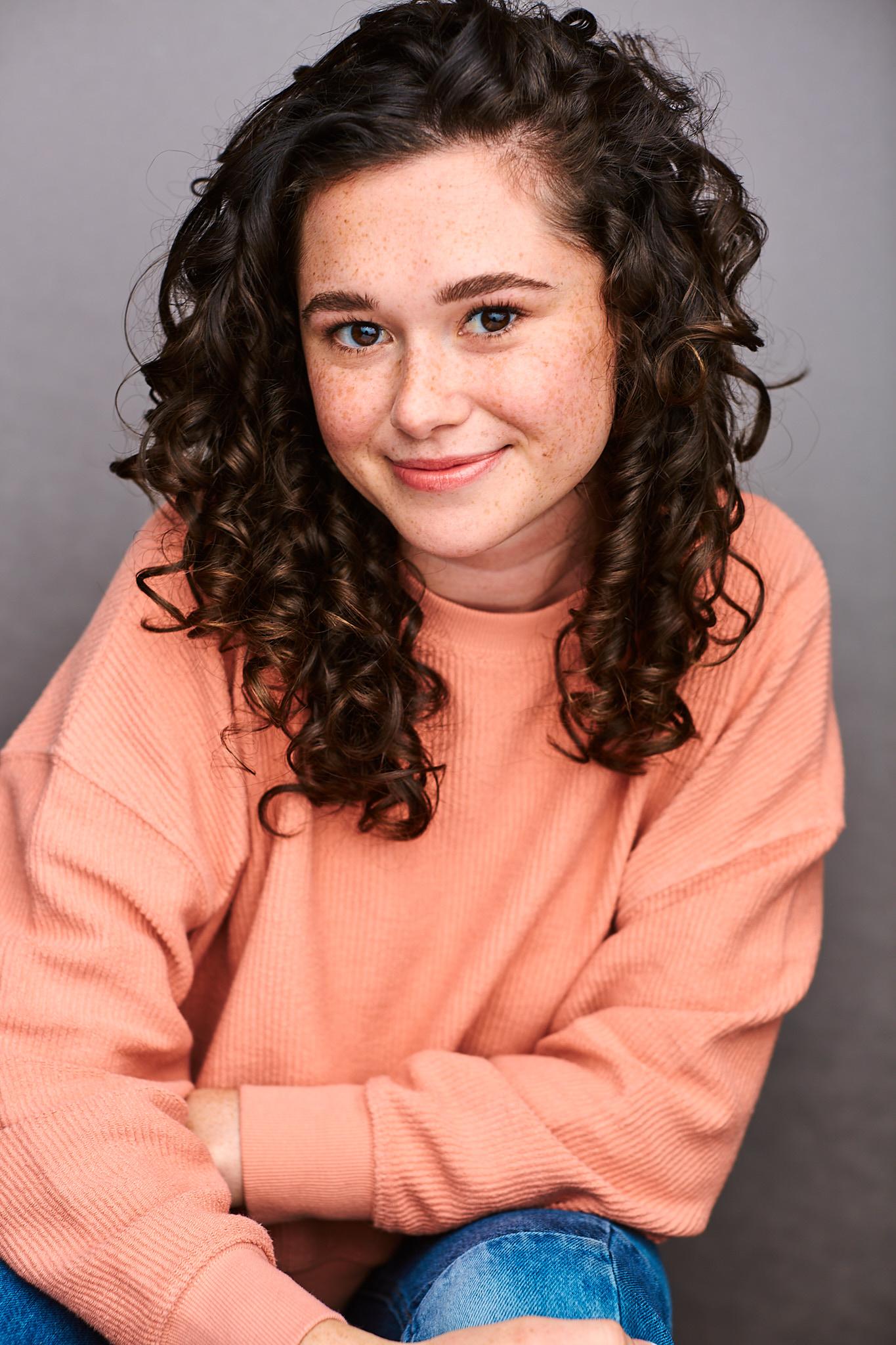 actor Emilia Torello large photo