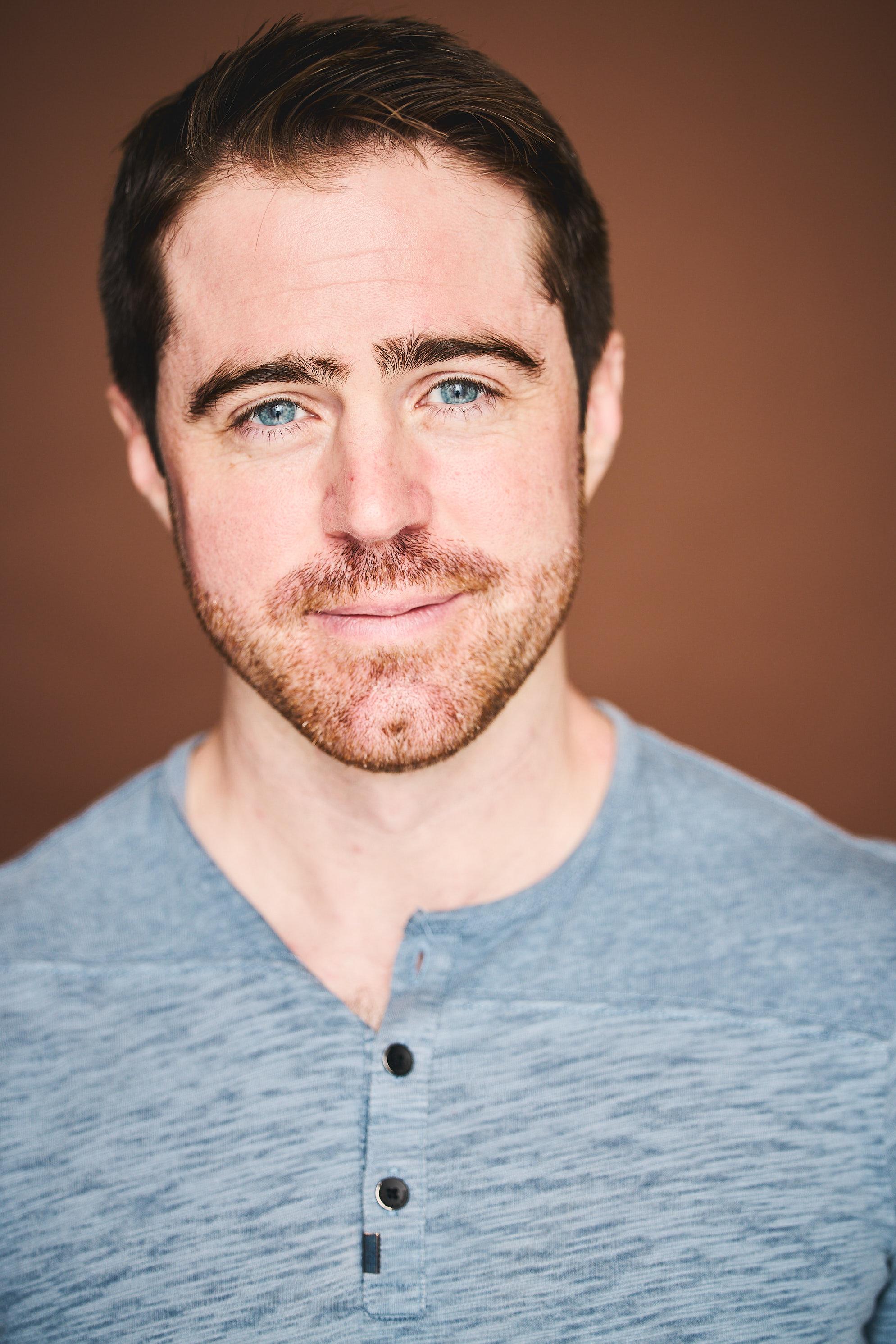 actor Eric Pierce large photo