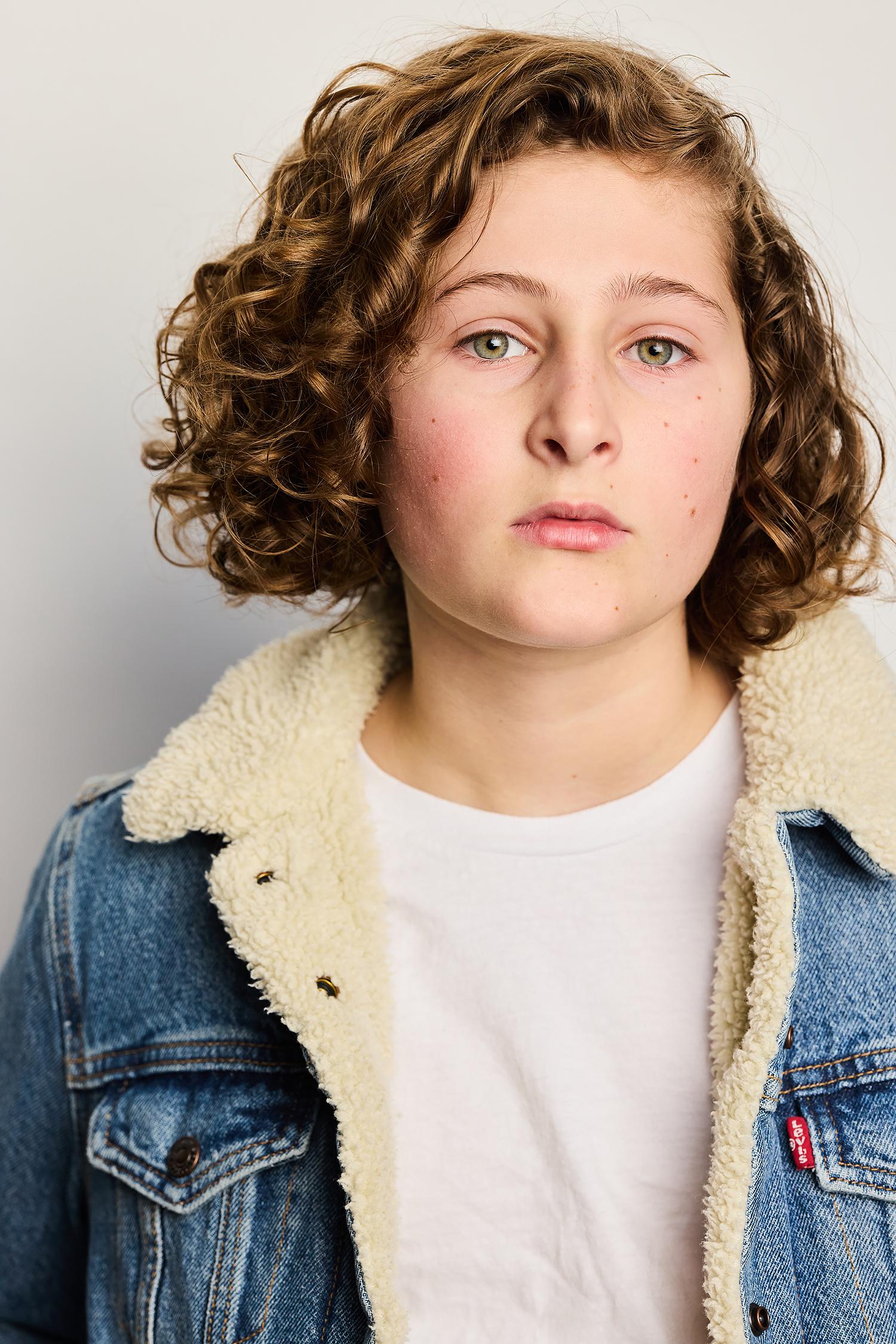 actor Sasha Knight large photo