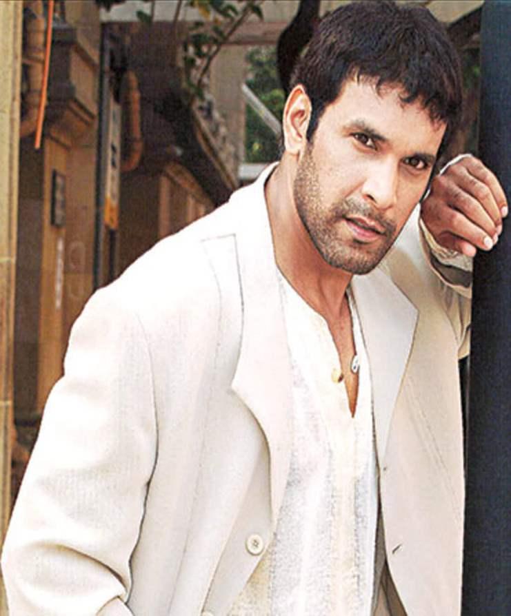 actor Vaquar Shaikh large photo