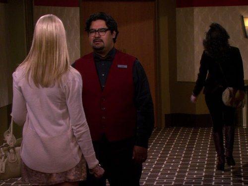 actor Mando Alvarado large photo