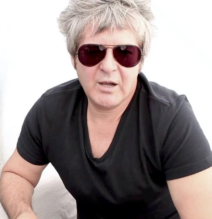 actor Clem Burke large photo
