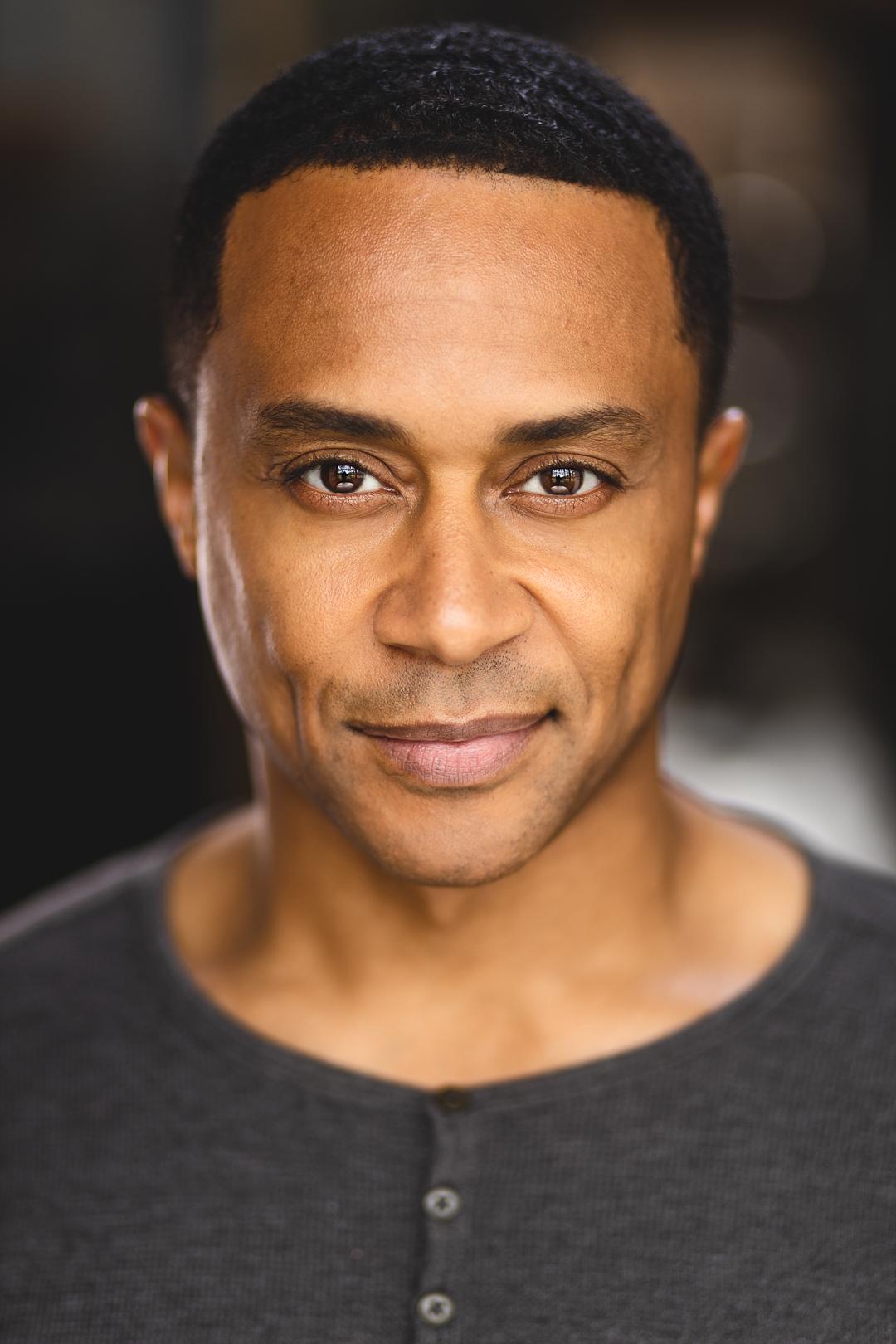 actor Christopher Seivright large photo