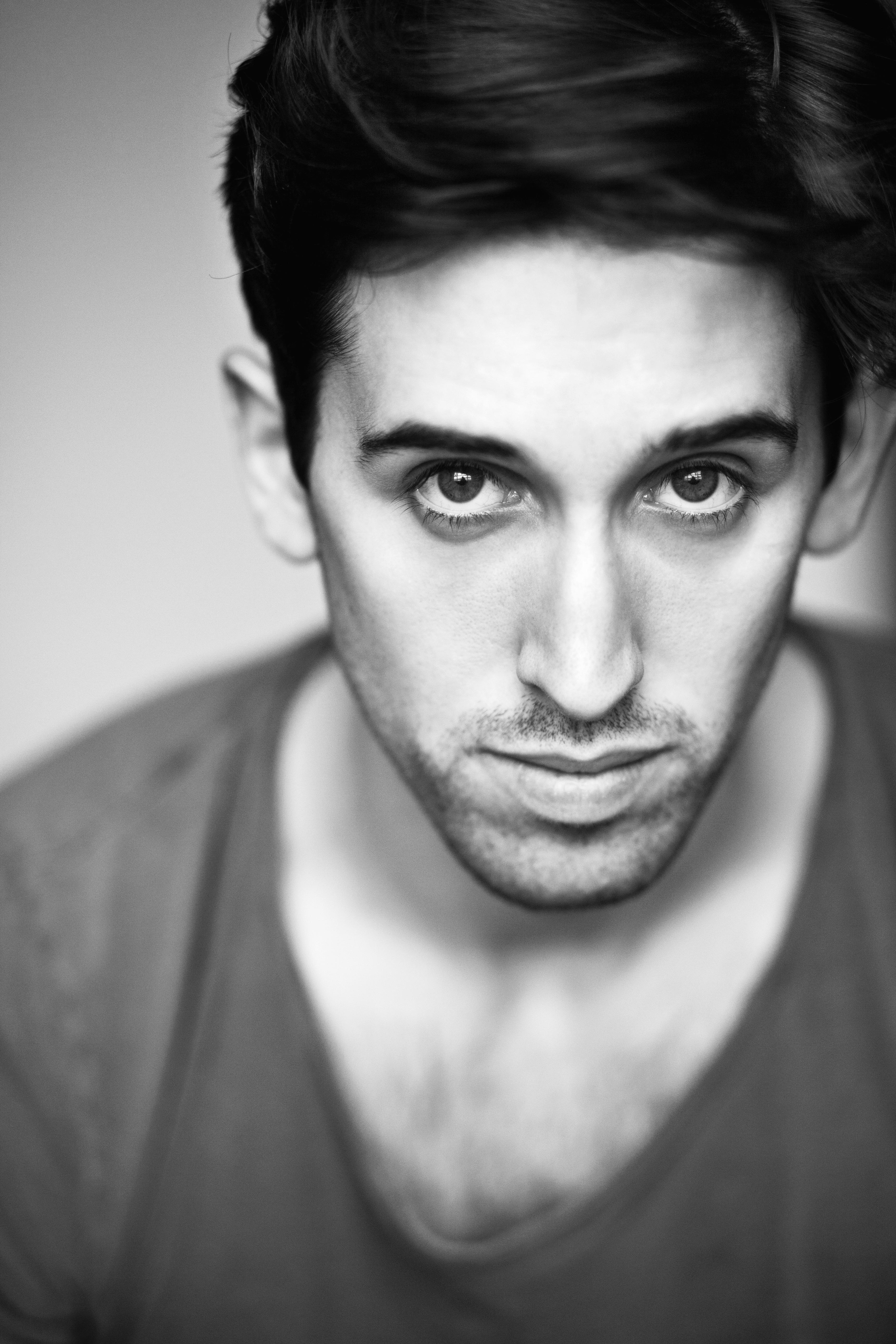 actor Griffin Stevens large photo