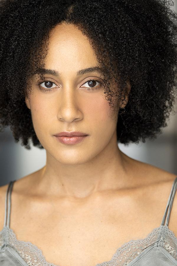 actor Julienne Irons large photo