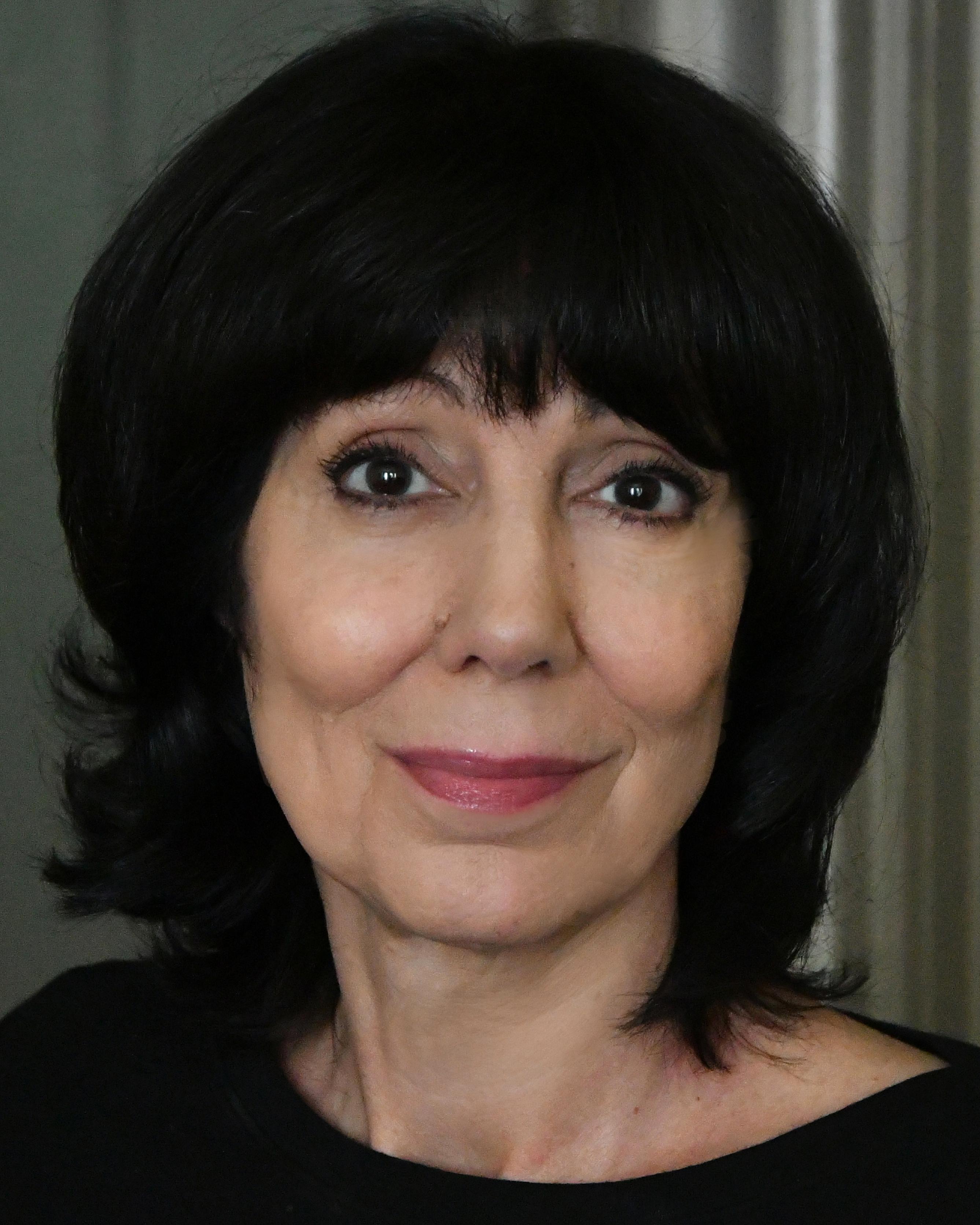 actor Marie Smalley large photo