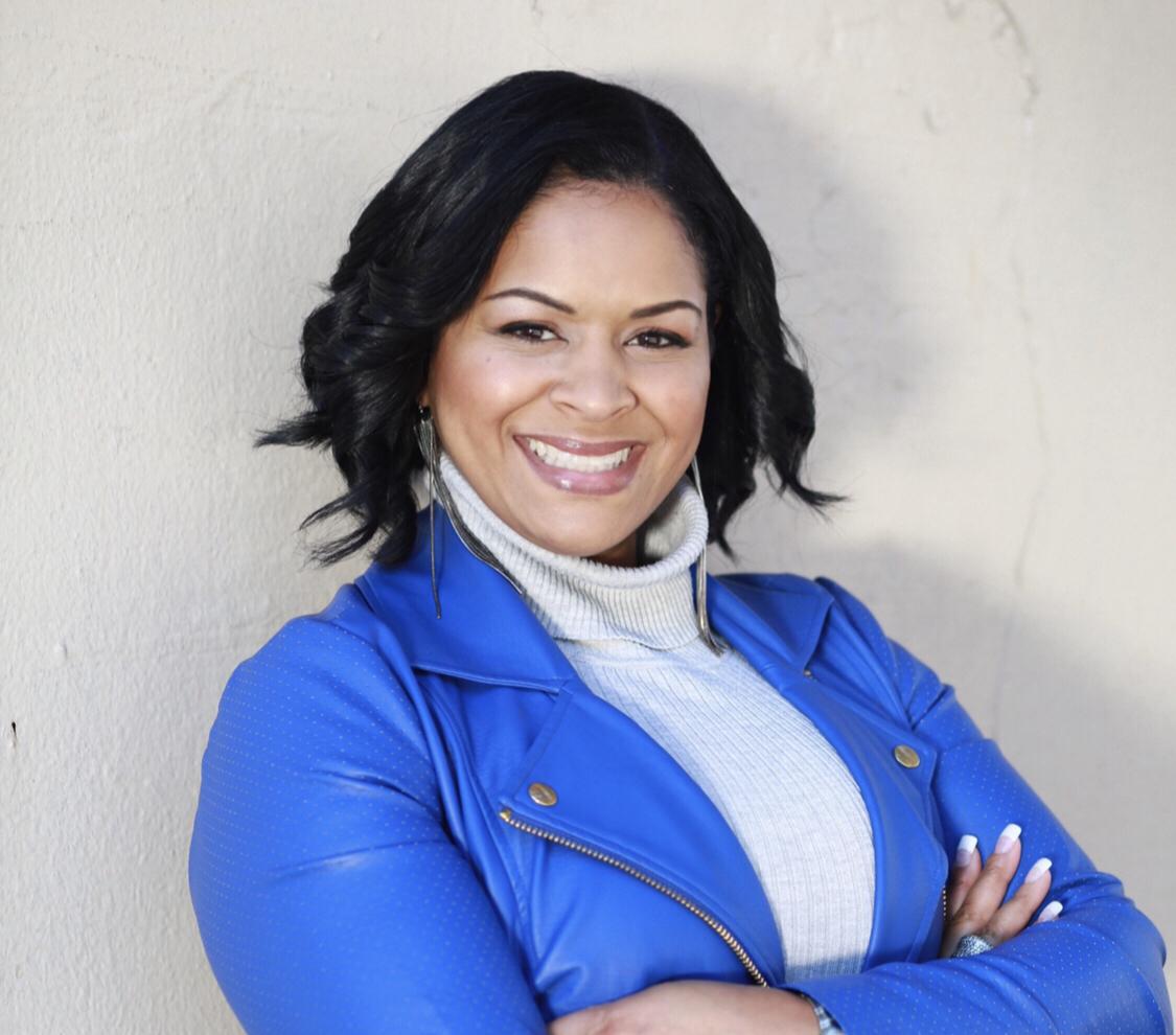 actor Jacqueline Almonte large photo