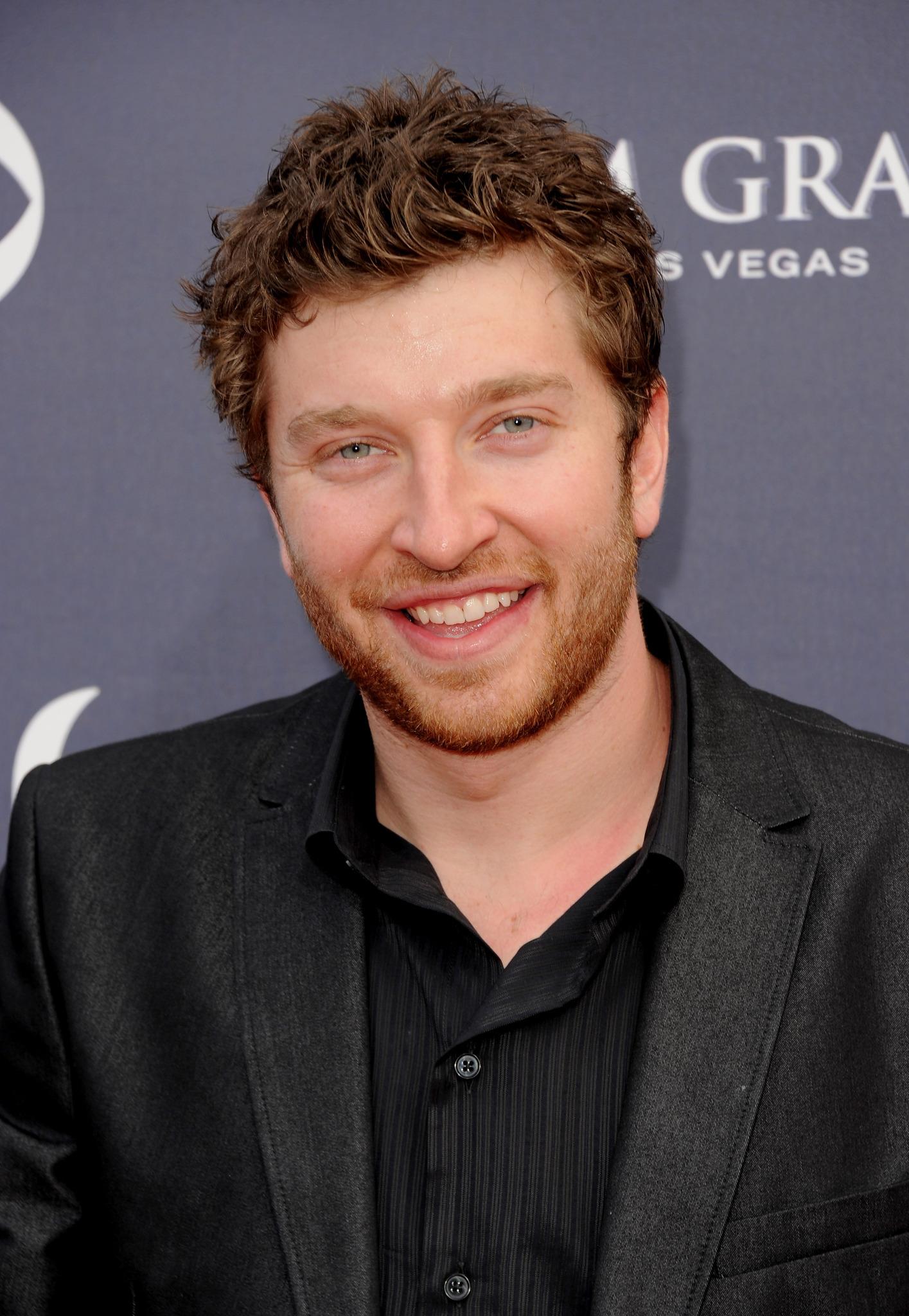 actor Brett Eldredge large photo