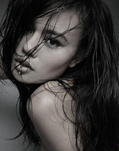 actor Annie Cruz large photo