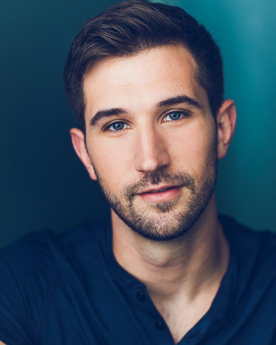 actor Shawn Knox large photo