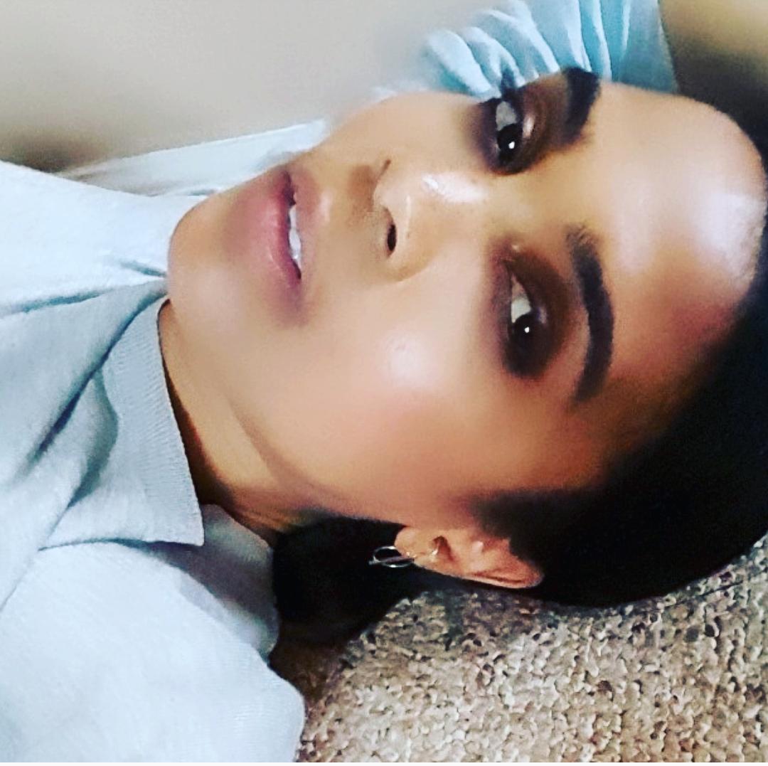 actor Suzette Gunn large photo