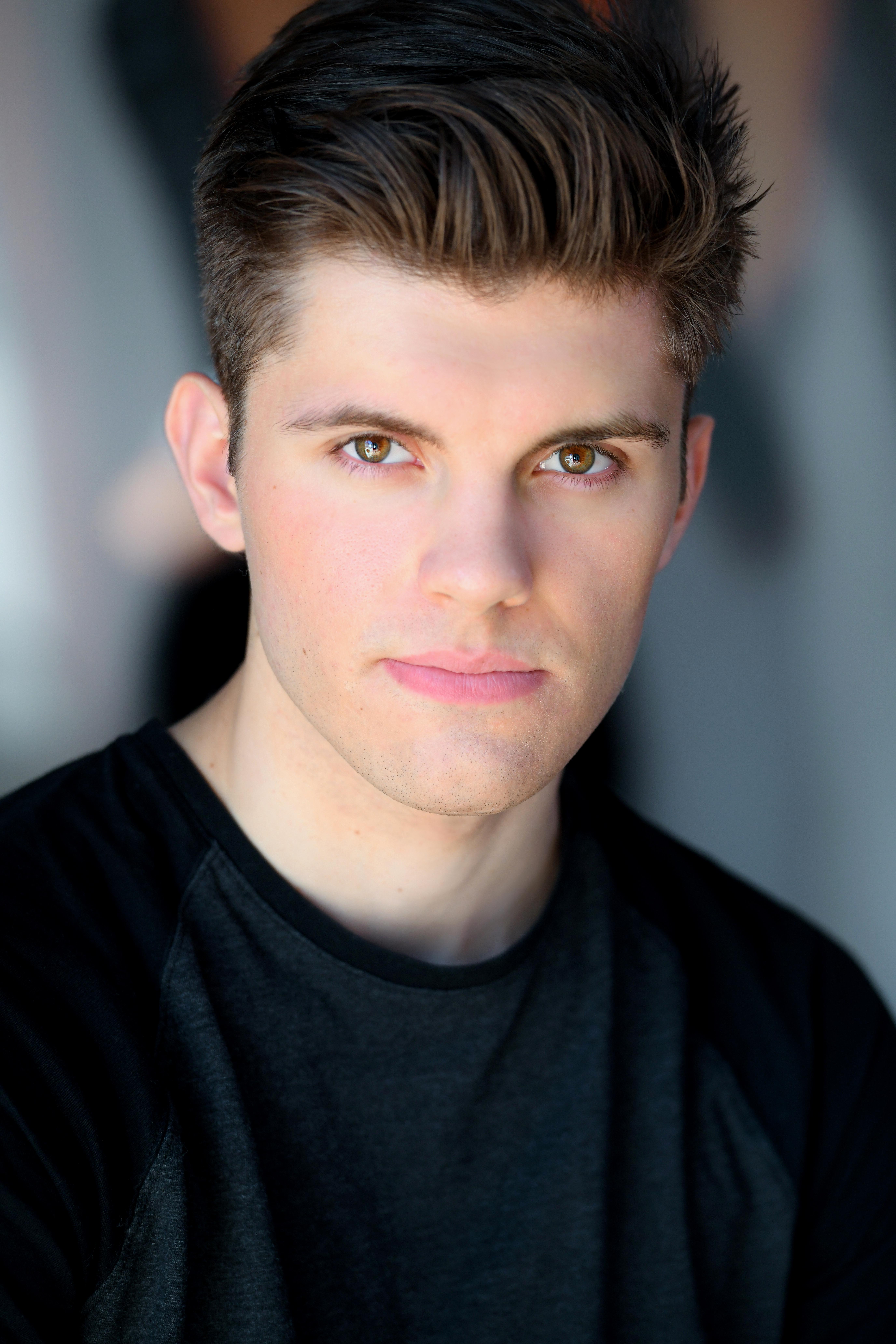 actor Kevin Mayr large photo