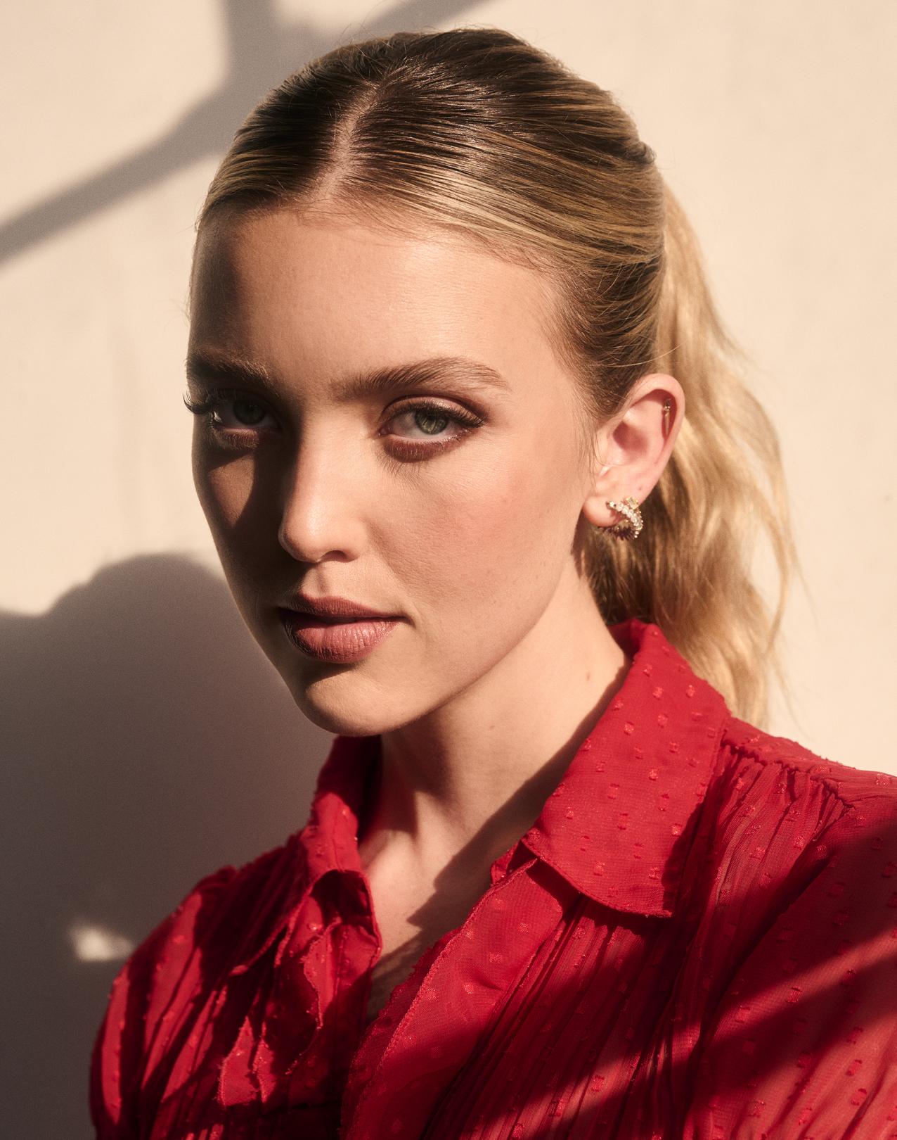 actor Paige McGarvin large photo