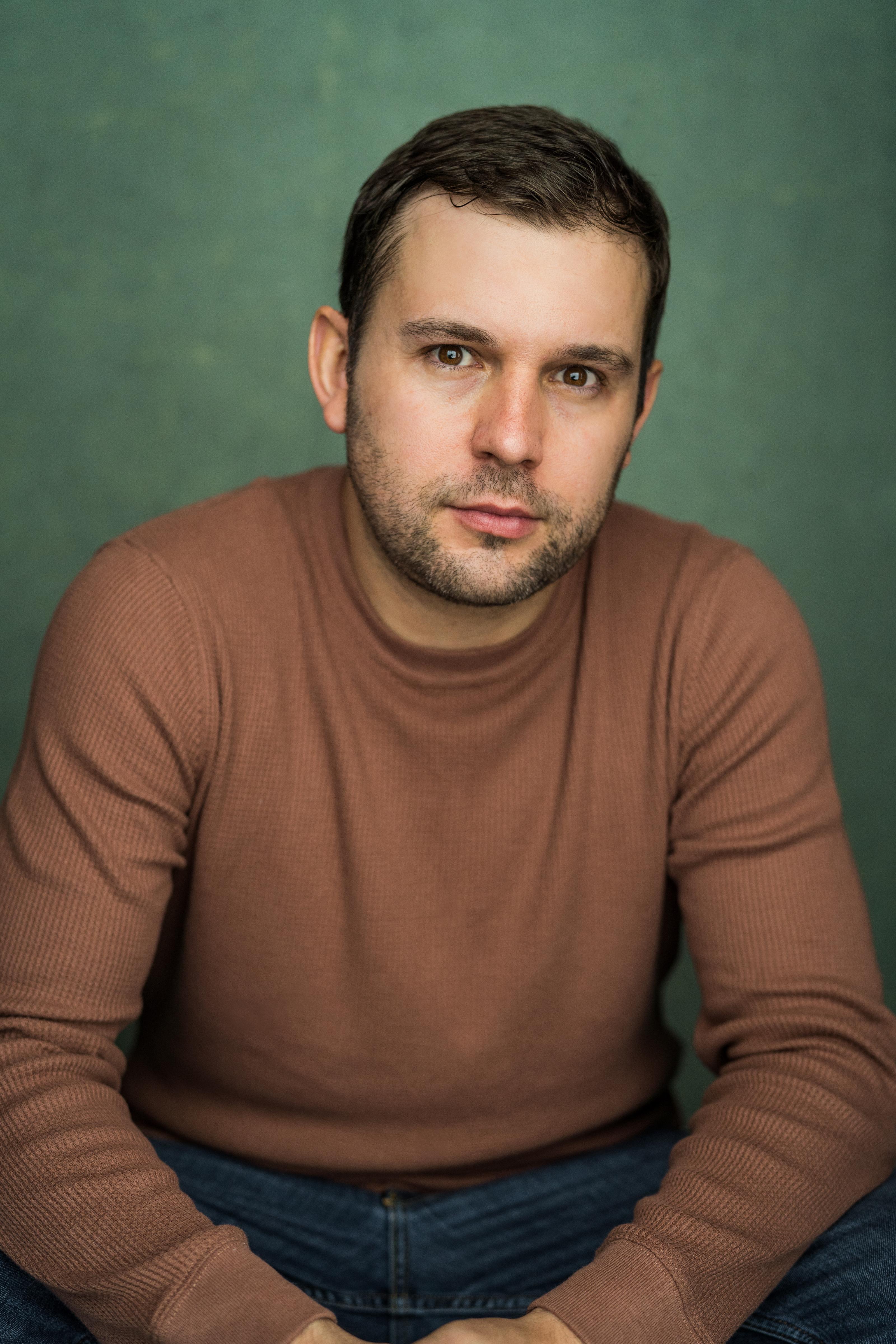 actor Lee Hunter large photo