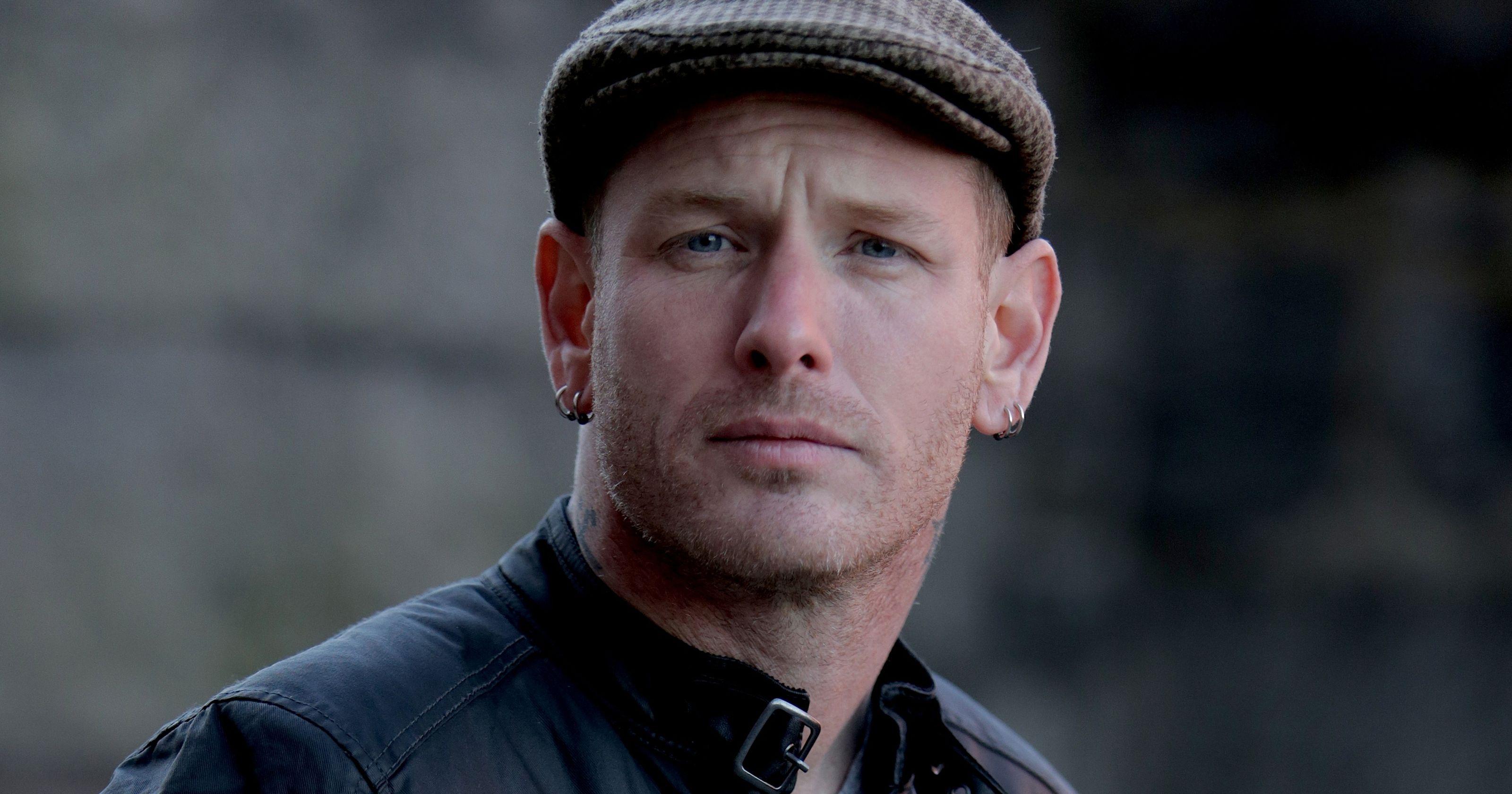 actor Corey Taylor large photo
