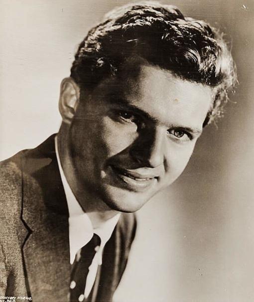 actor Geoffrey Horne large photo