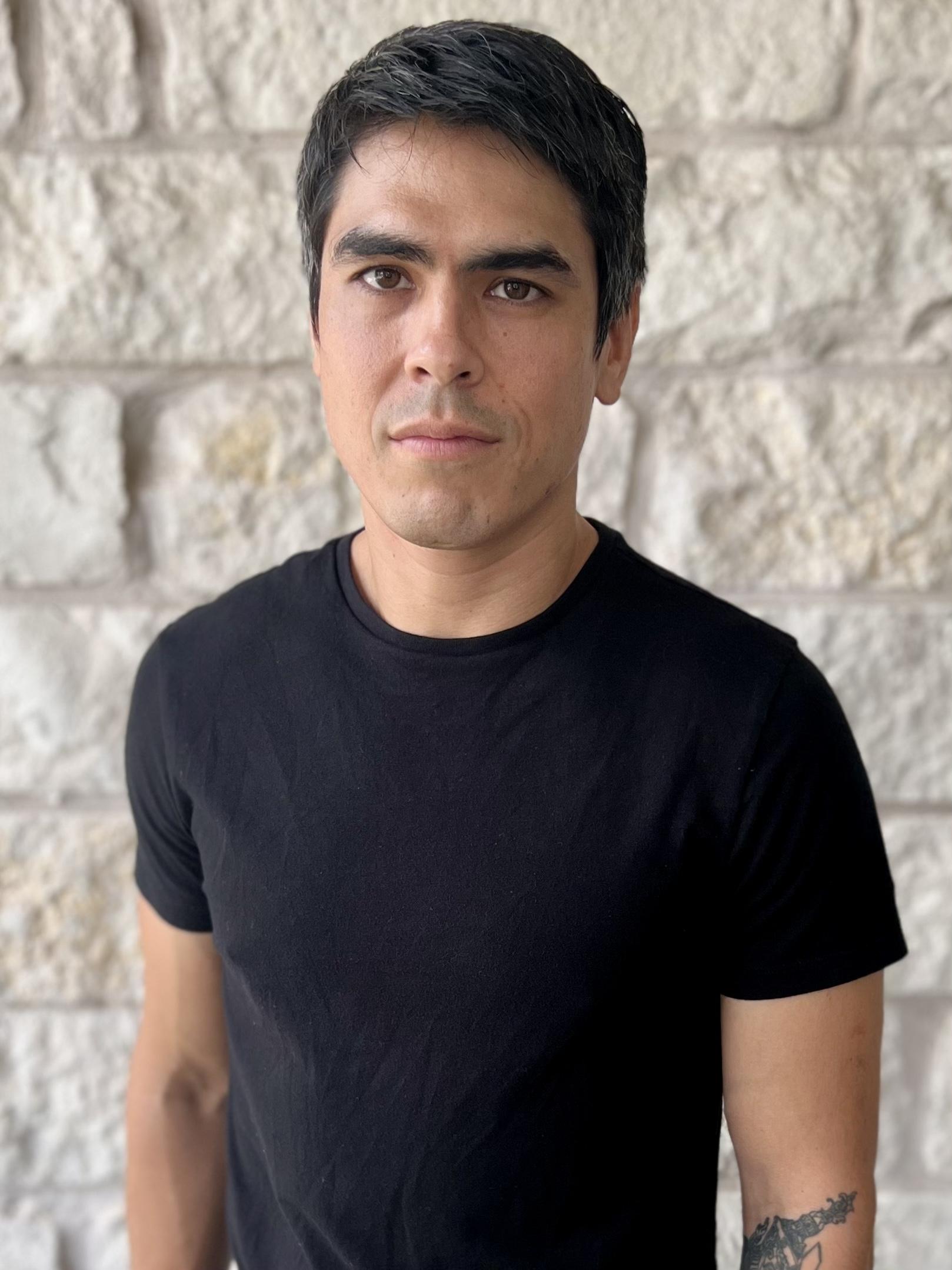 actor Justin Hall large photo