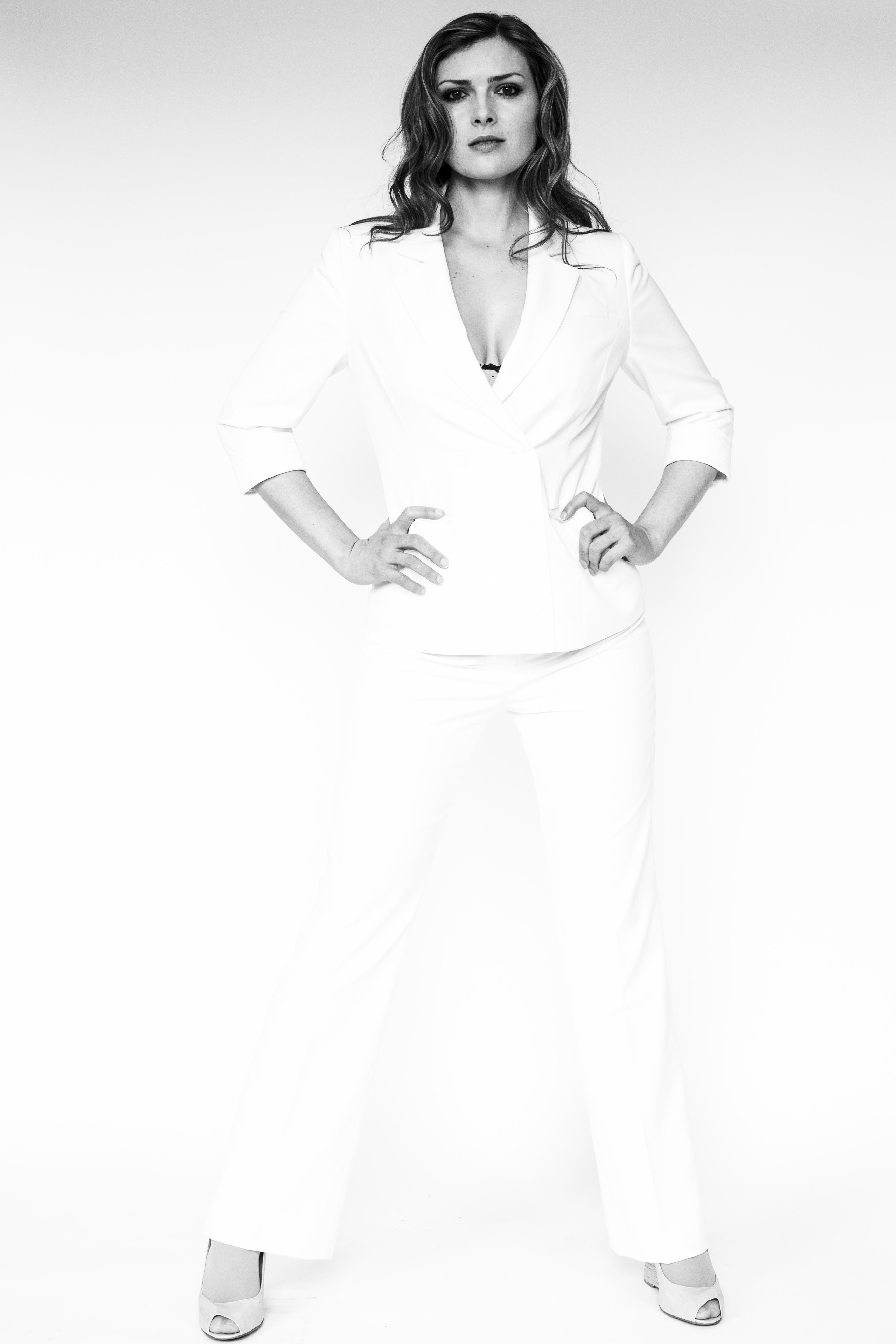 actor Heidi-Marie Ferren large photo