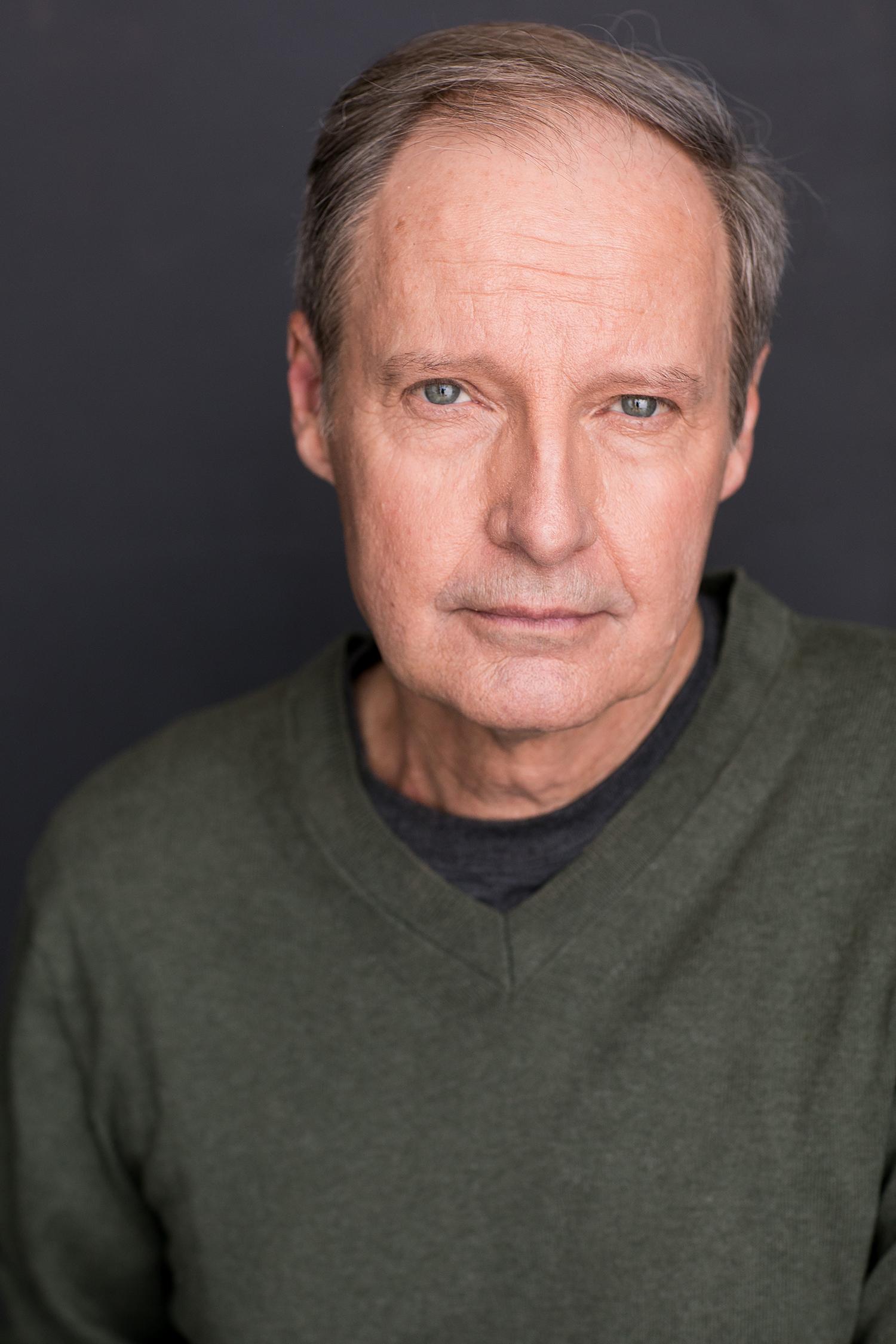 actor Lou Richards large photo