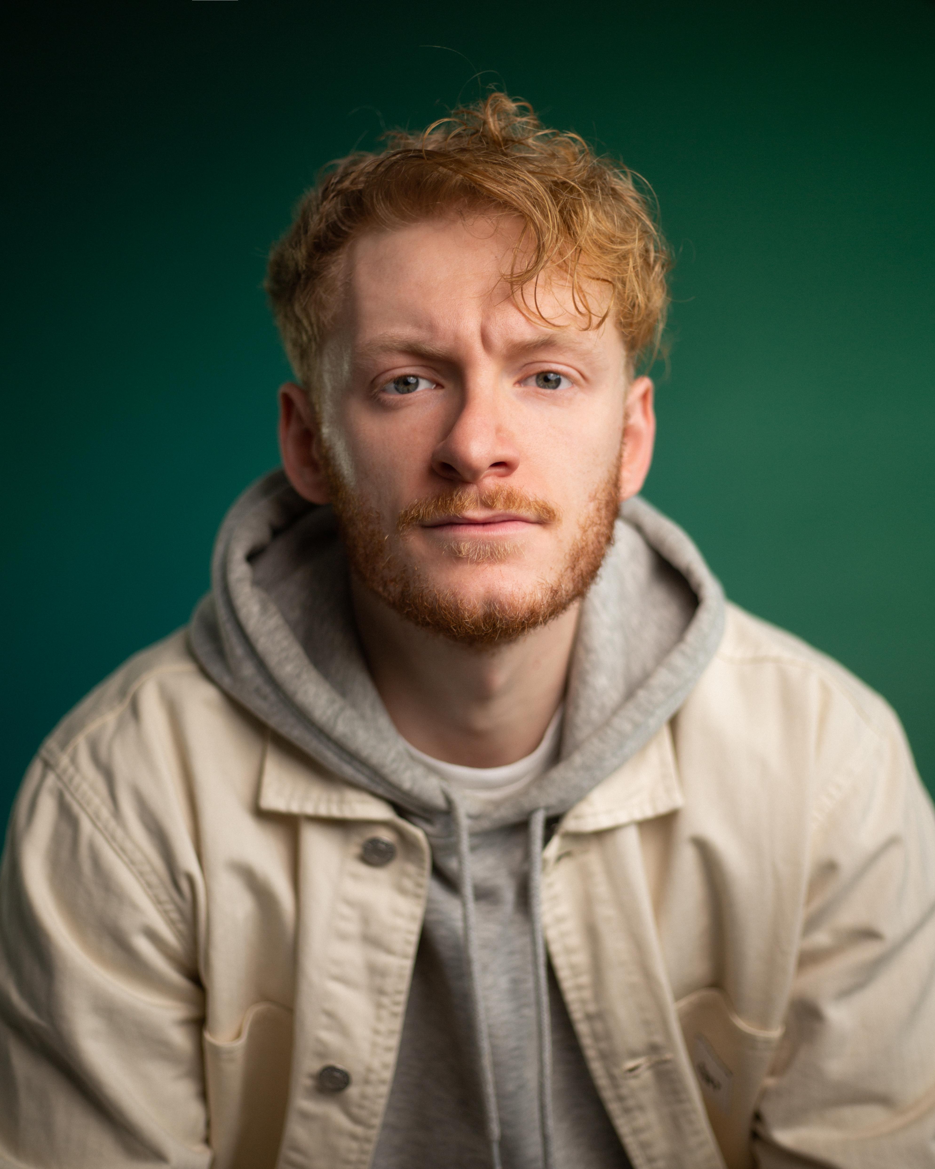 actor Elliot Cable large photo