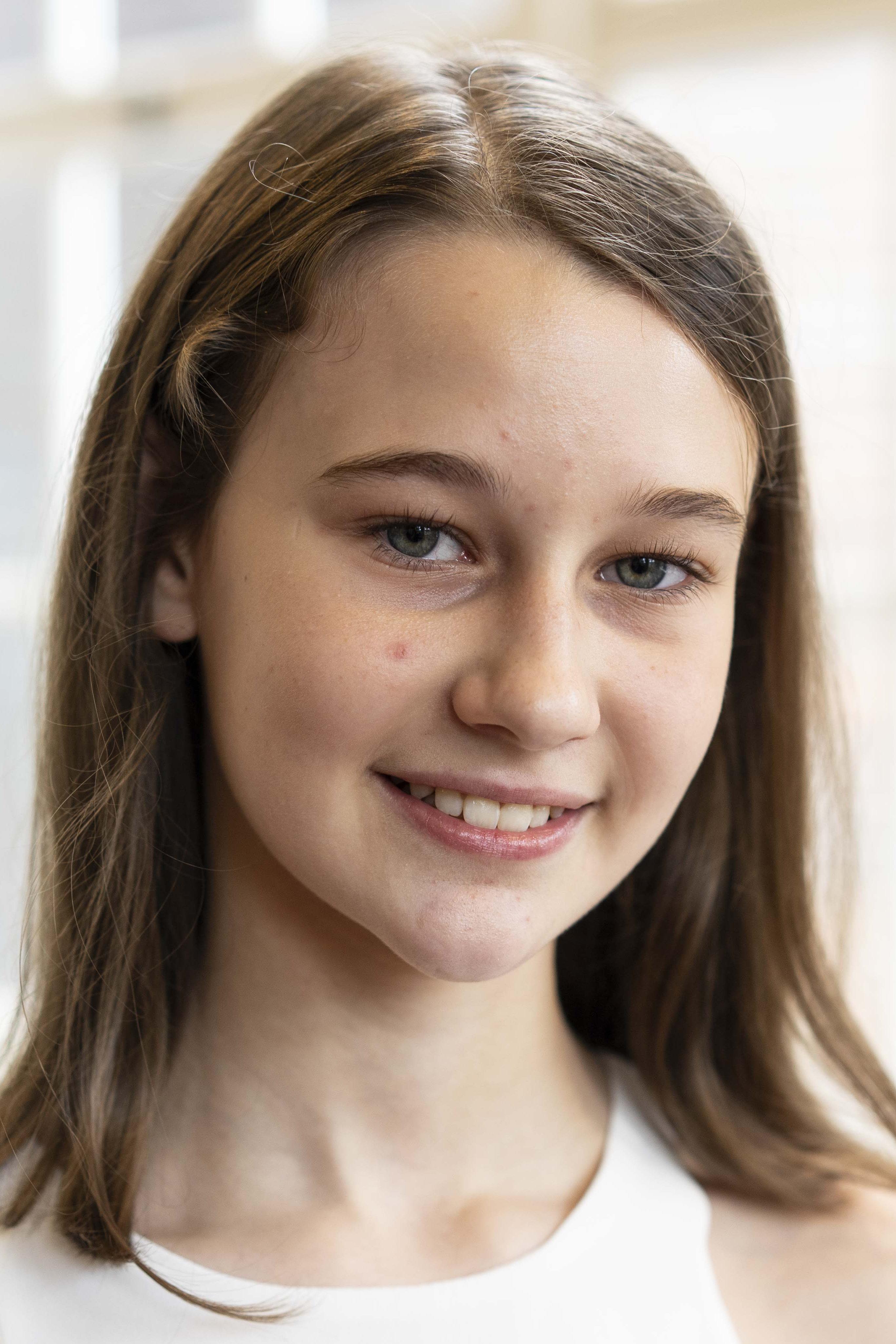 actor Juliette Boor large photo